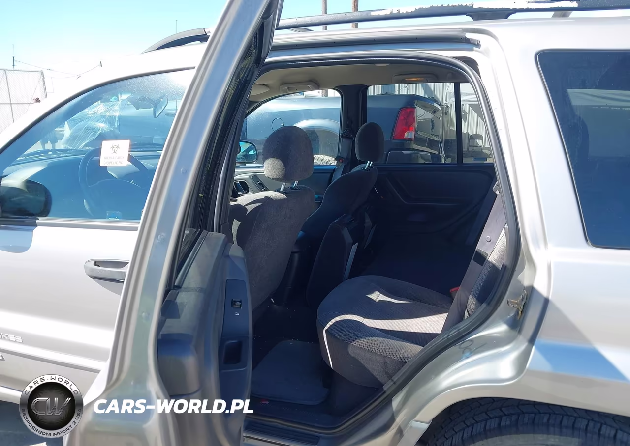 2000 Jeep Grand Cherokee Laredo VIN:1J4GW48S6YC132596 - 8