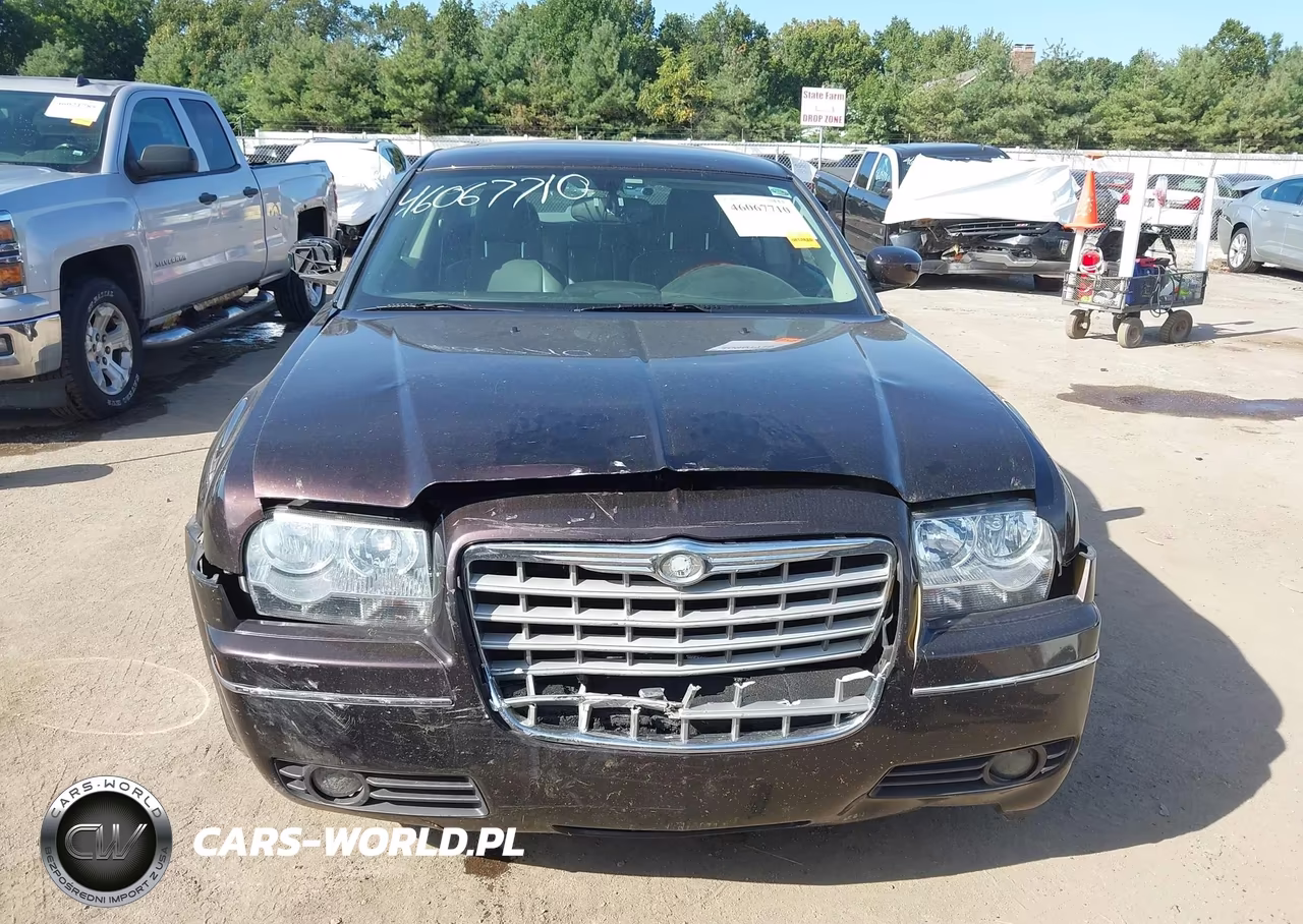 2005 Chrysler 300 Touring VIN:2C3AA53GX5H137932 - 12