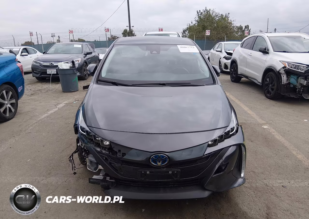 2022 Toyota Prius Prime Le VIN:JTDKAMFP1N3198093 - 12