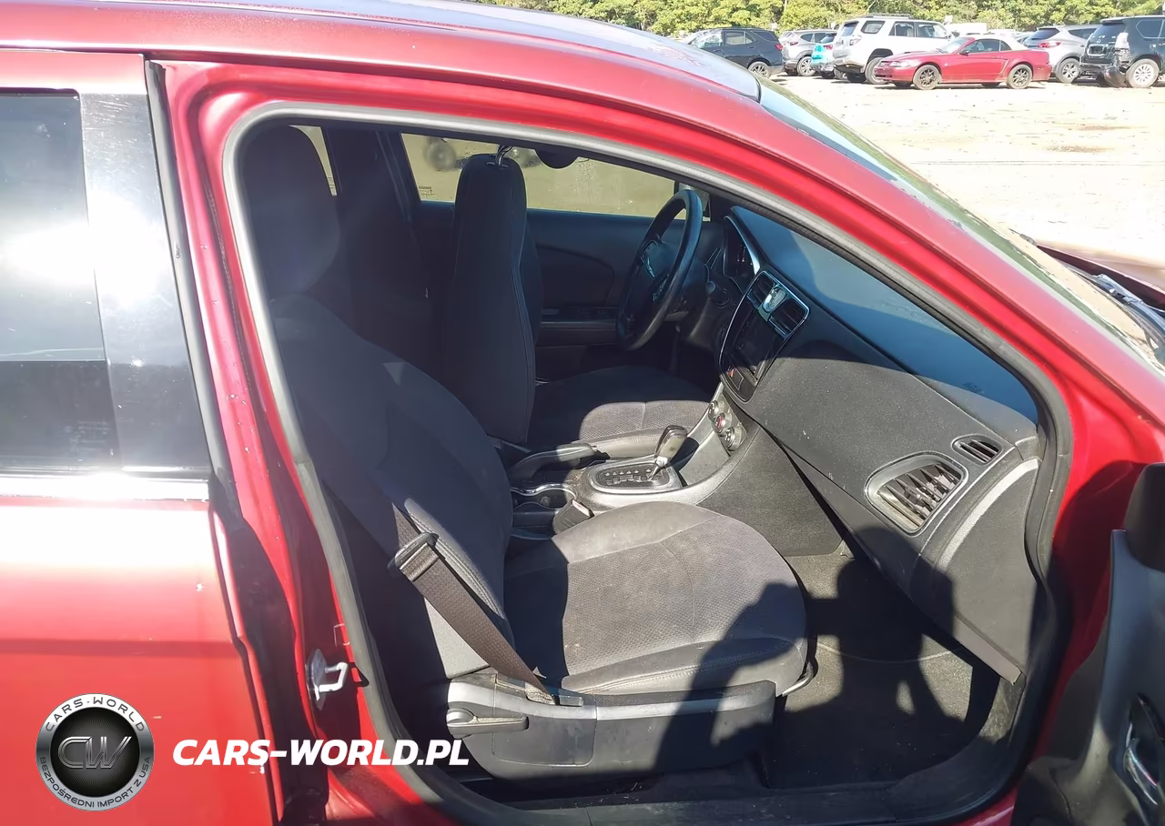 2014 Chrysler 200 Lx VIN:1C3CCBAB2EN210128 - 5