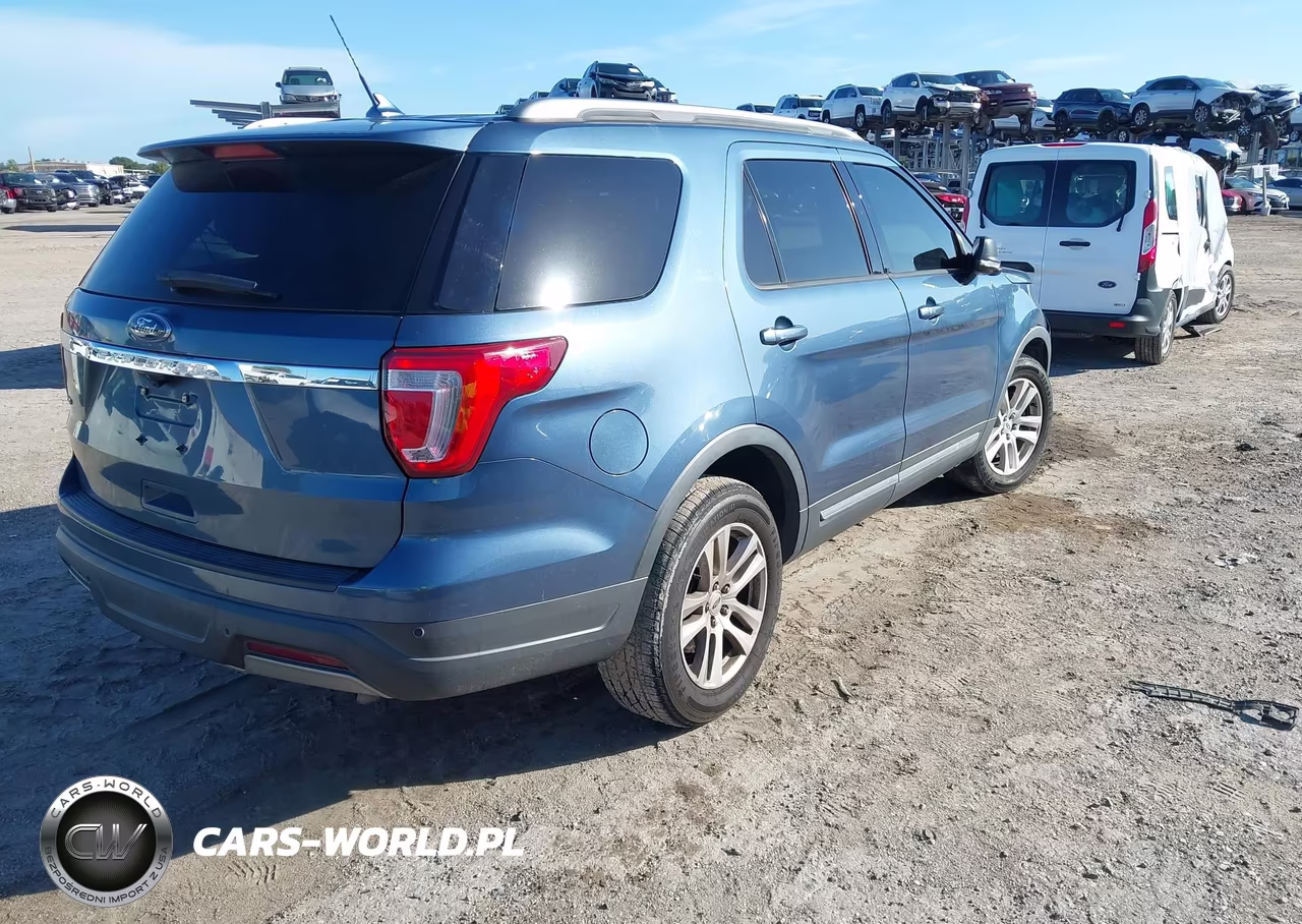 2019 Ford Explorer Xlt VIN:1FM5K7D82KGA37307 - 4