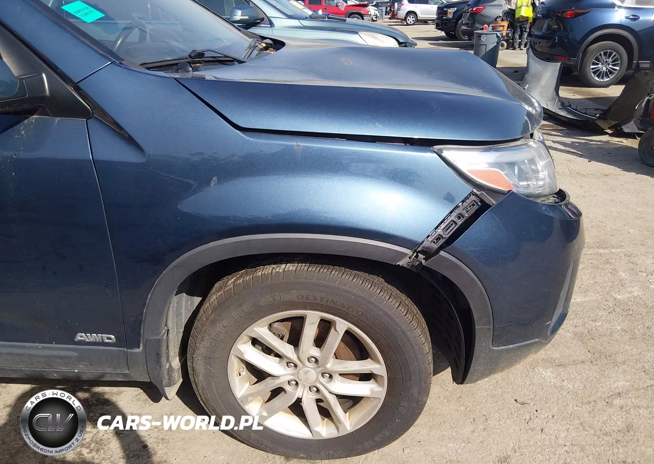2015 Kia Sorento Lx VIN:5XYKTCA61FG592094 - 14