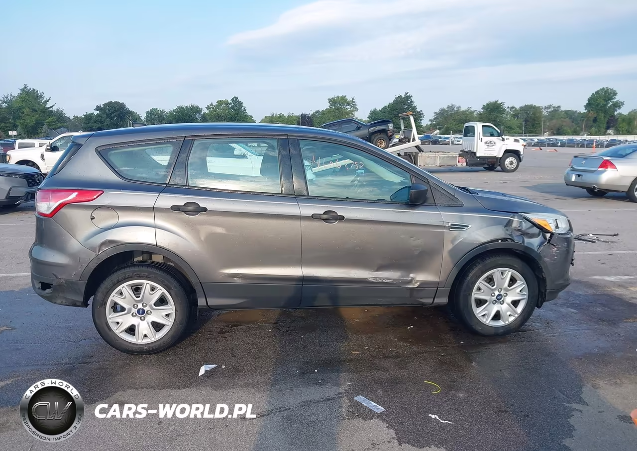 2013 Ford Escape S VIN:1FMCU0F74DUC22346 - 13