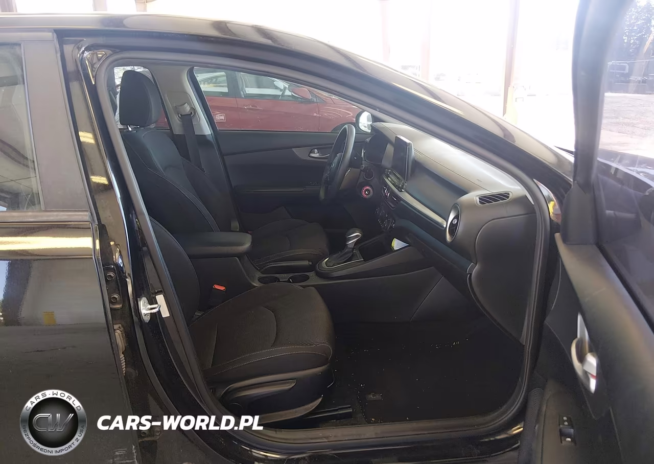 2019 Kia Forte Lxs VIN:3KPF24ADXKE028332 - 5
