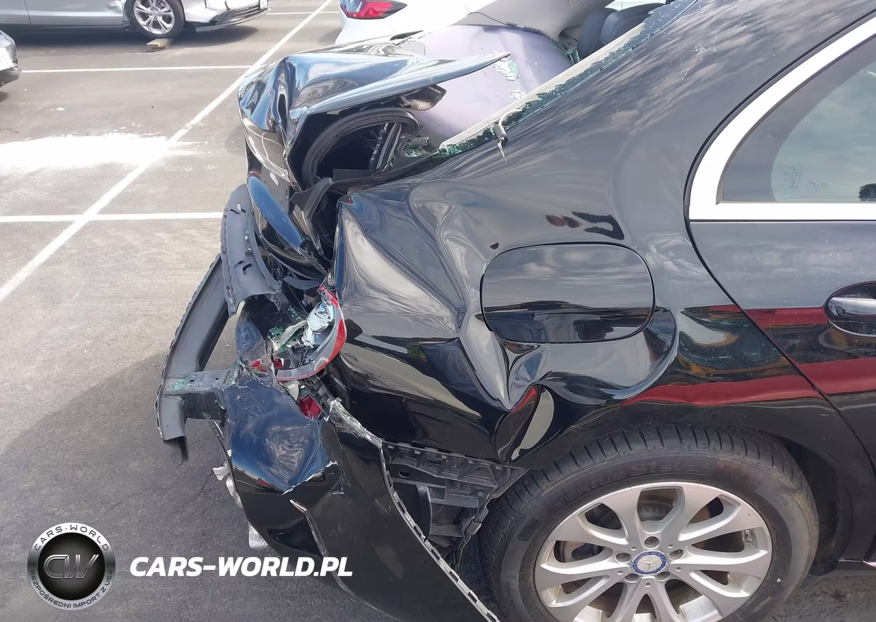 2017 Mercedes-Benz E 300 VIN:WDDZF4JB1HA149266 - 18