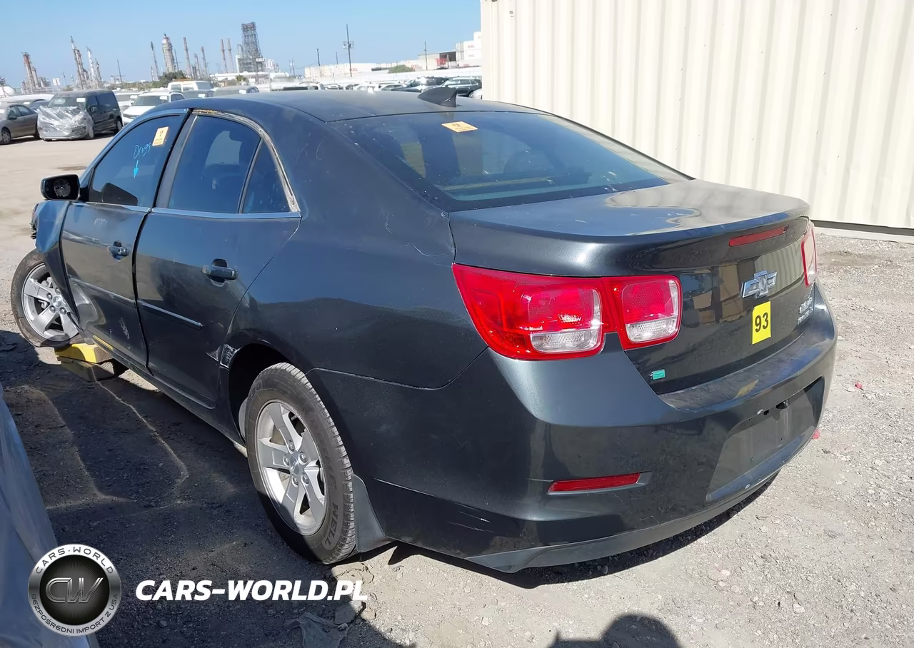 2015 Chevrolet Malibu Ls VIN:1G11B5SL2FF312323 - 3