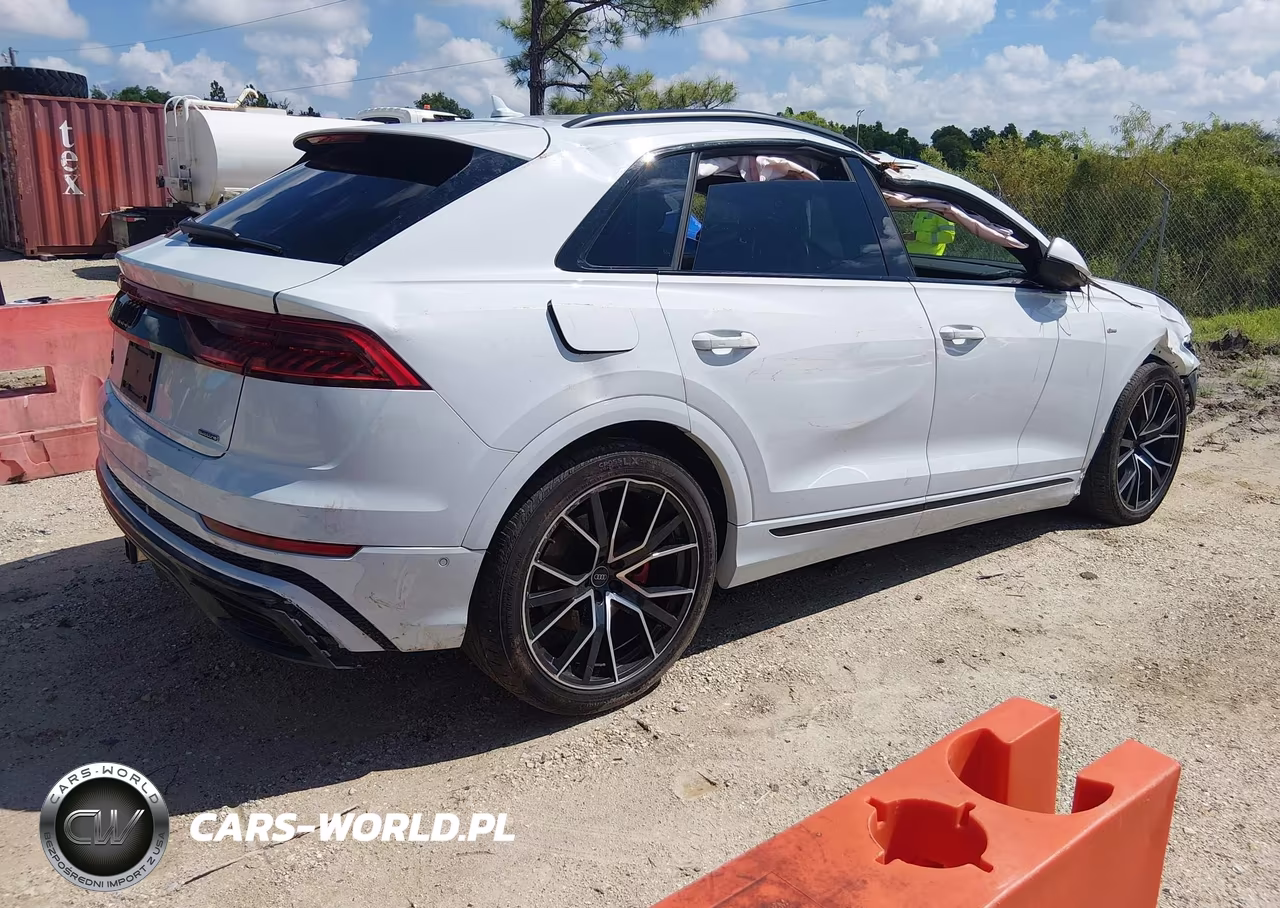 2022 Audi Q8 Premium Plus 55 Tfsi Quattro Tiptronic VIN:WA1EVBF19ND007980 - 4