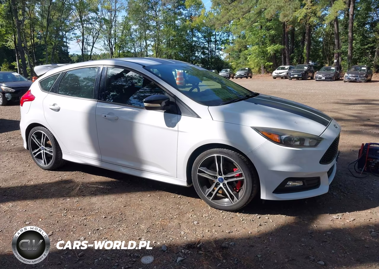 2016 Ford Focus St – zdjęcie 1 z 16