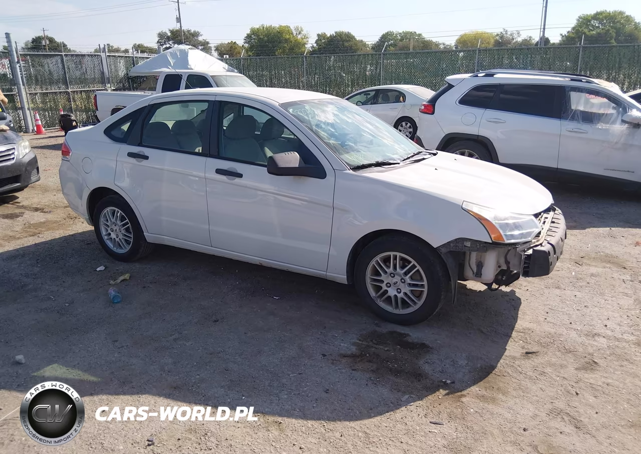 2010 Ford Focus Se VIN:1FAHP3FN6AW196470 - 1