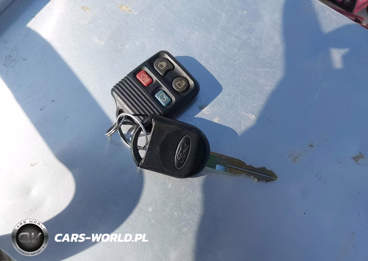 2010 Ford Focus Se VIN:1FAHP3FN6AW196470 - 11