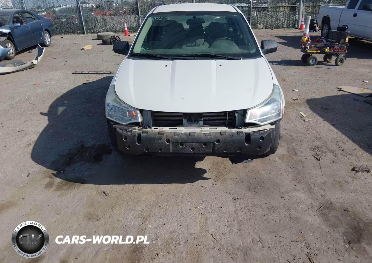 2010 Ford Focus Se VIN:1FAHP3FN6AW196470 - 6