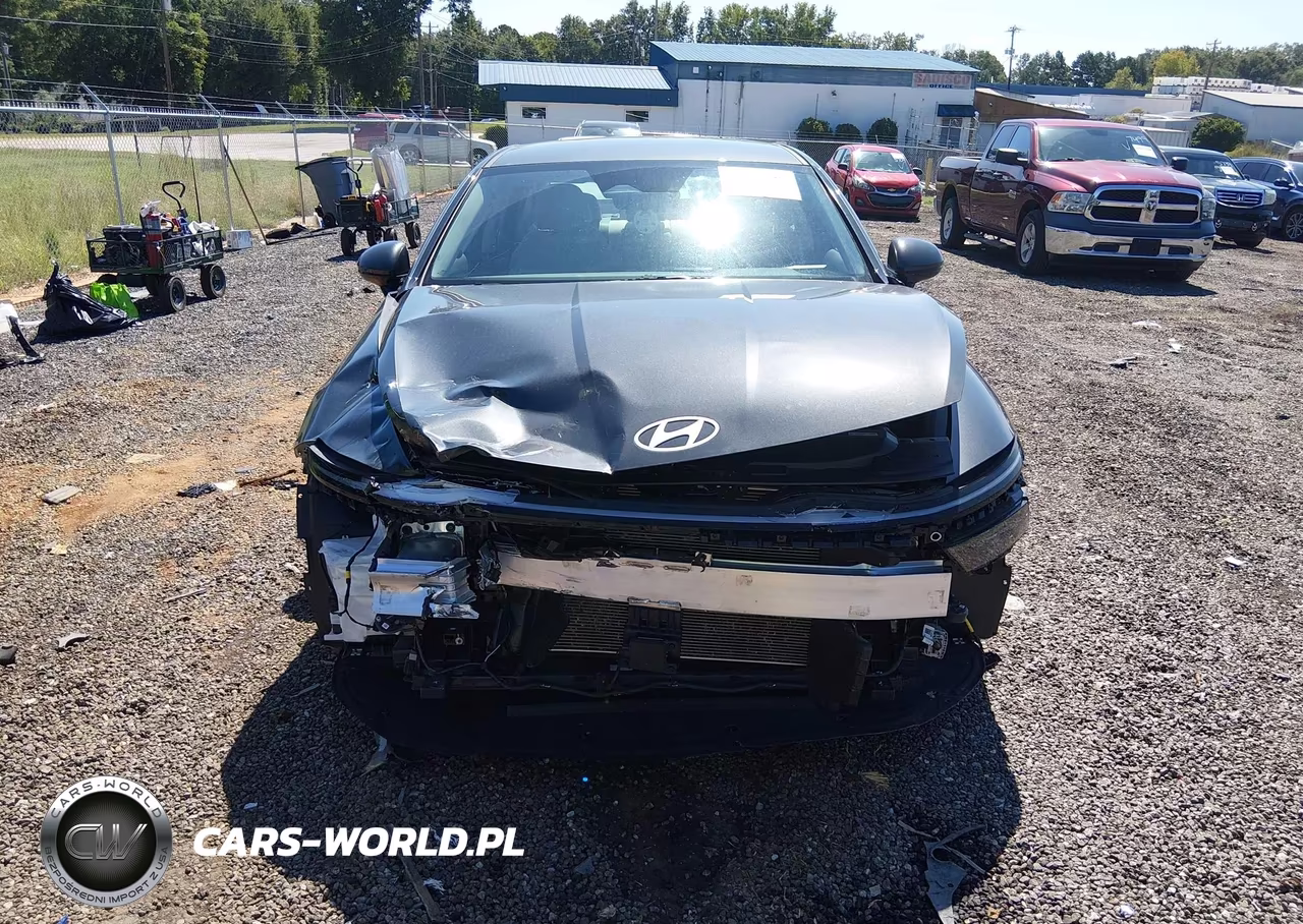 2025 Hyundai Sonata Sel VIN:KMHL64JA5SA478854 - 13