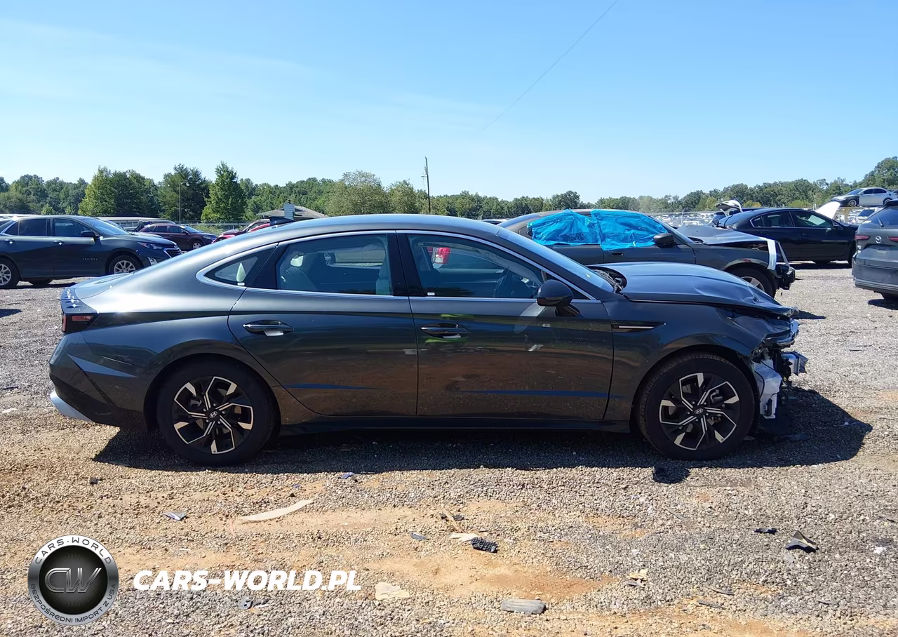 2025 Hyundai Sonata Sel VIN:KMHL64JA5SA478854 - 14