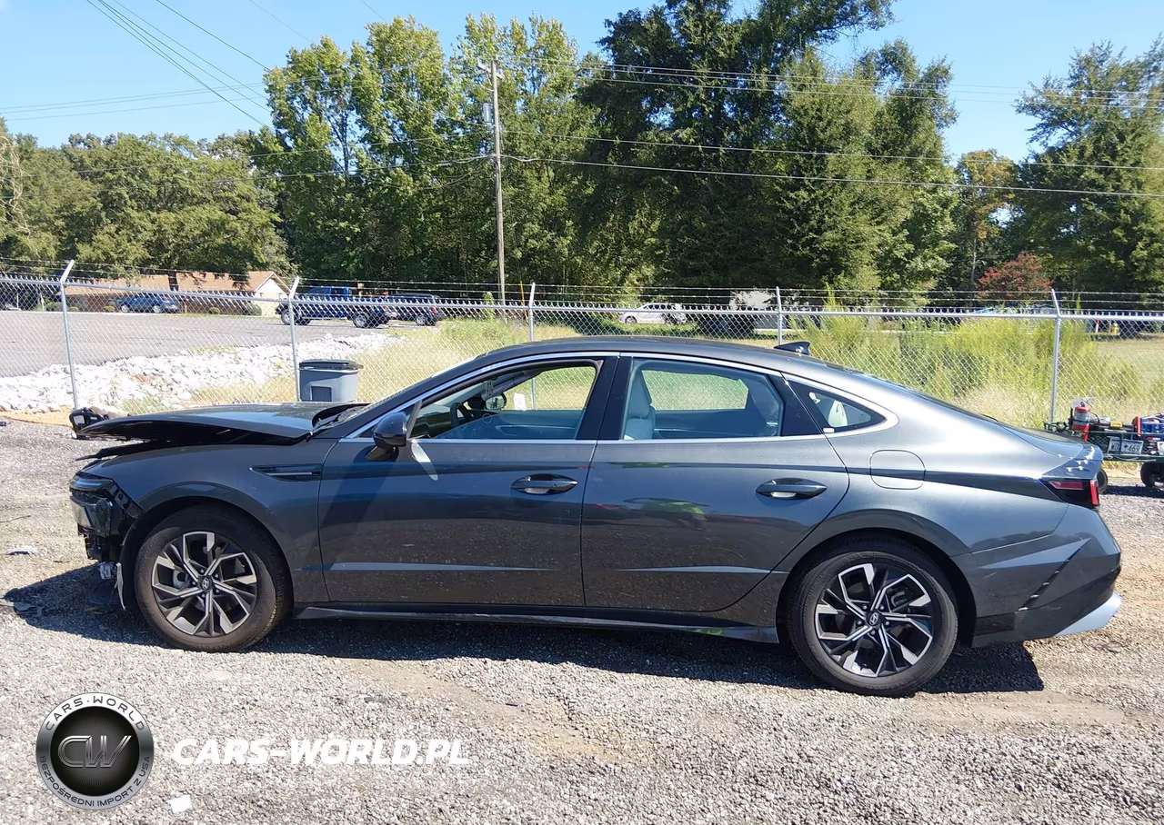 2025 Hyundai Sonata Sel VIN:KMHL64JA5SA478854 - 15