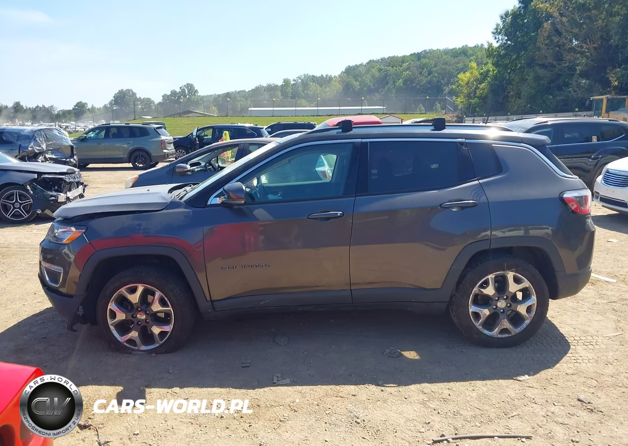 2018 Jeep Compass Limited 4X4 VIN:3C4NJDCB8JT351489 - 14