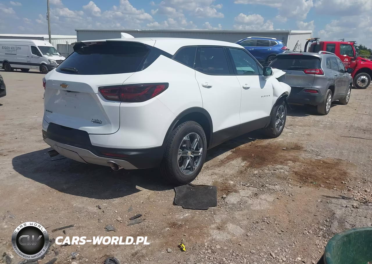 2026 Chevrolet Blazer Lt VIN:3GNKBCR45TS171342 - 4