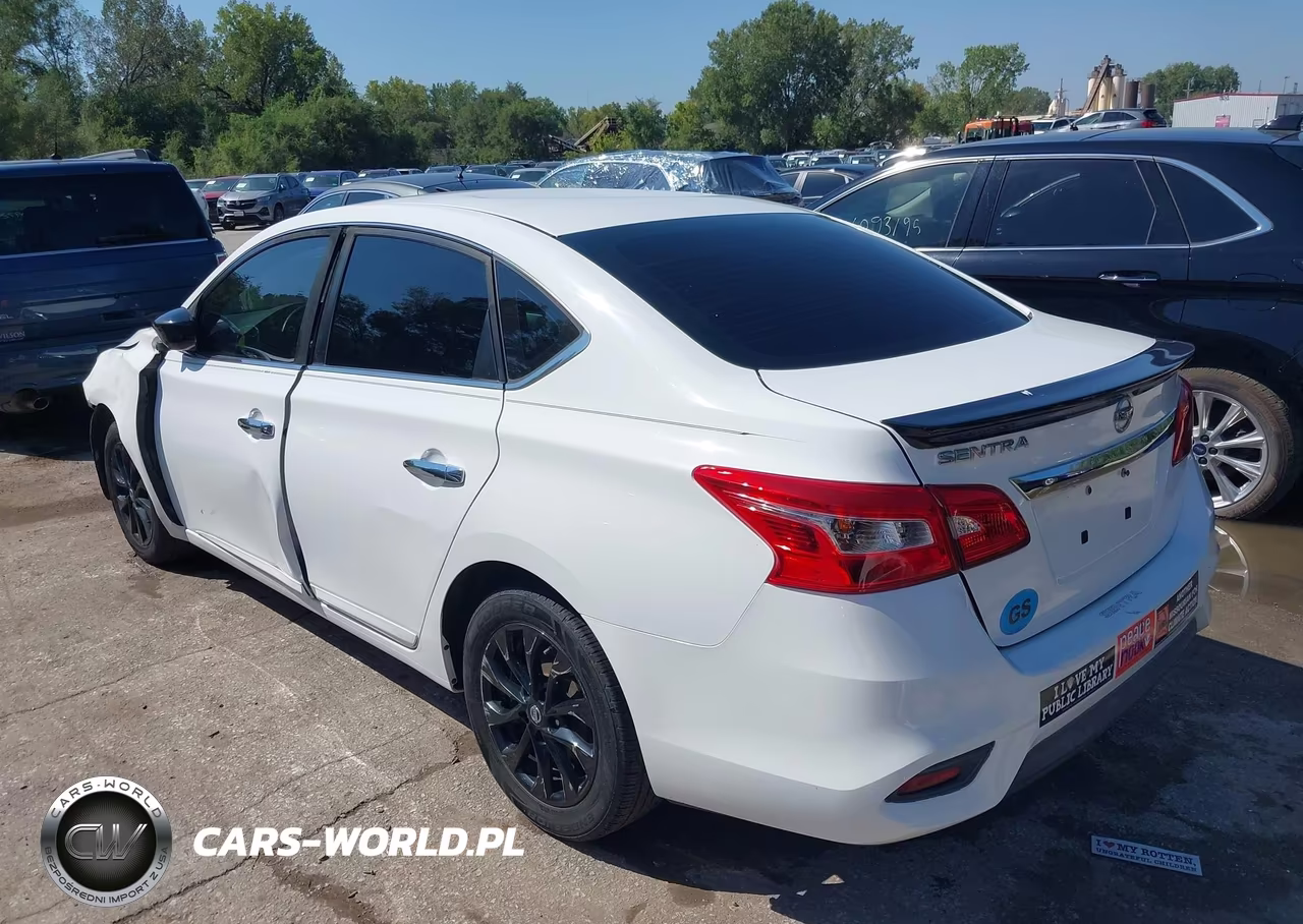 2018 Nissan Sentra S VIN:3N1AB7AP1JY342067 - 3