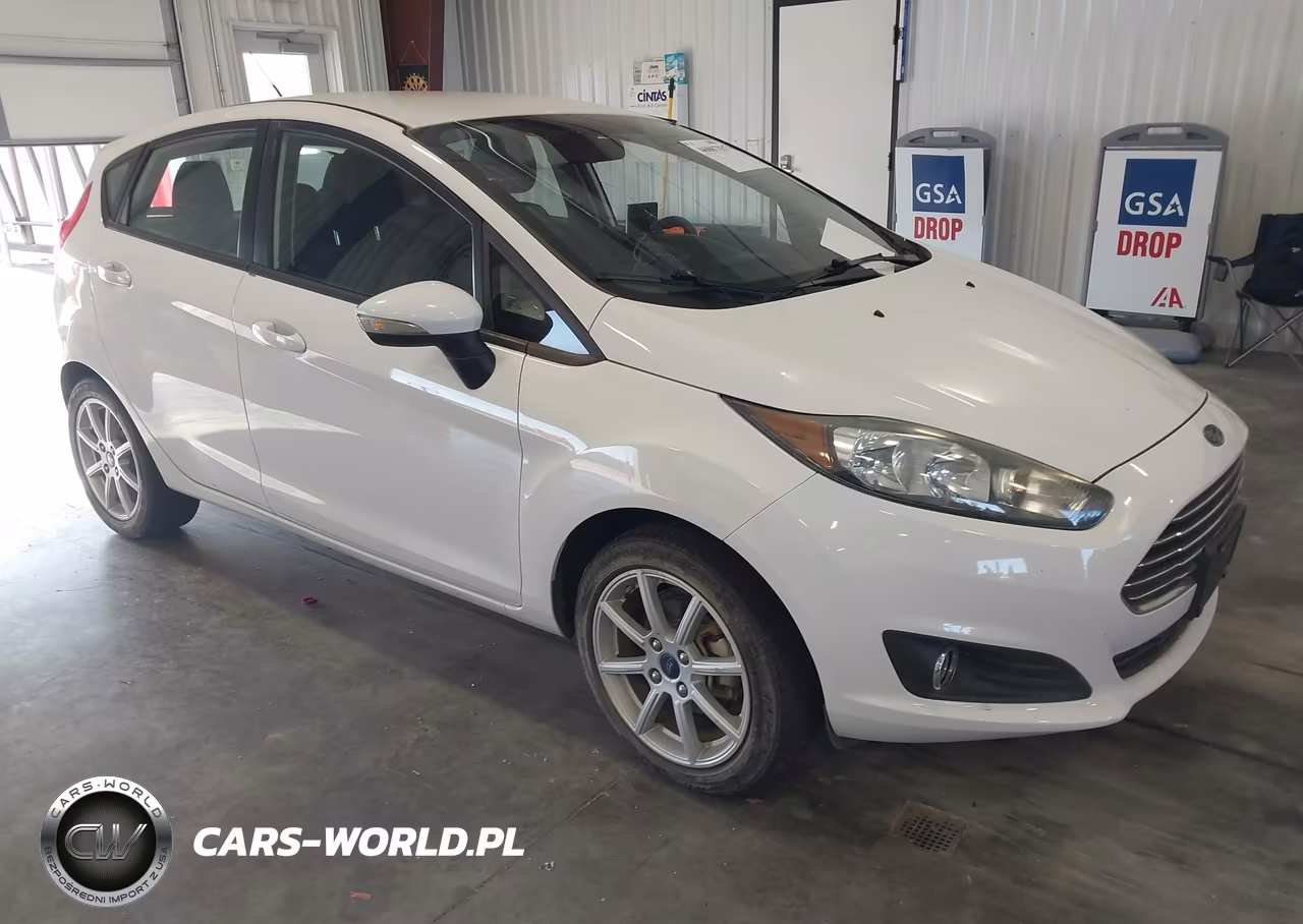 2015 Ford Fiesta Se – zdjęcie 1 z 11
