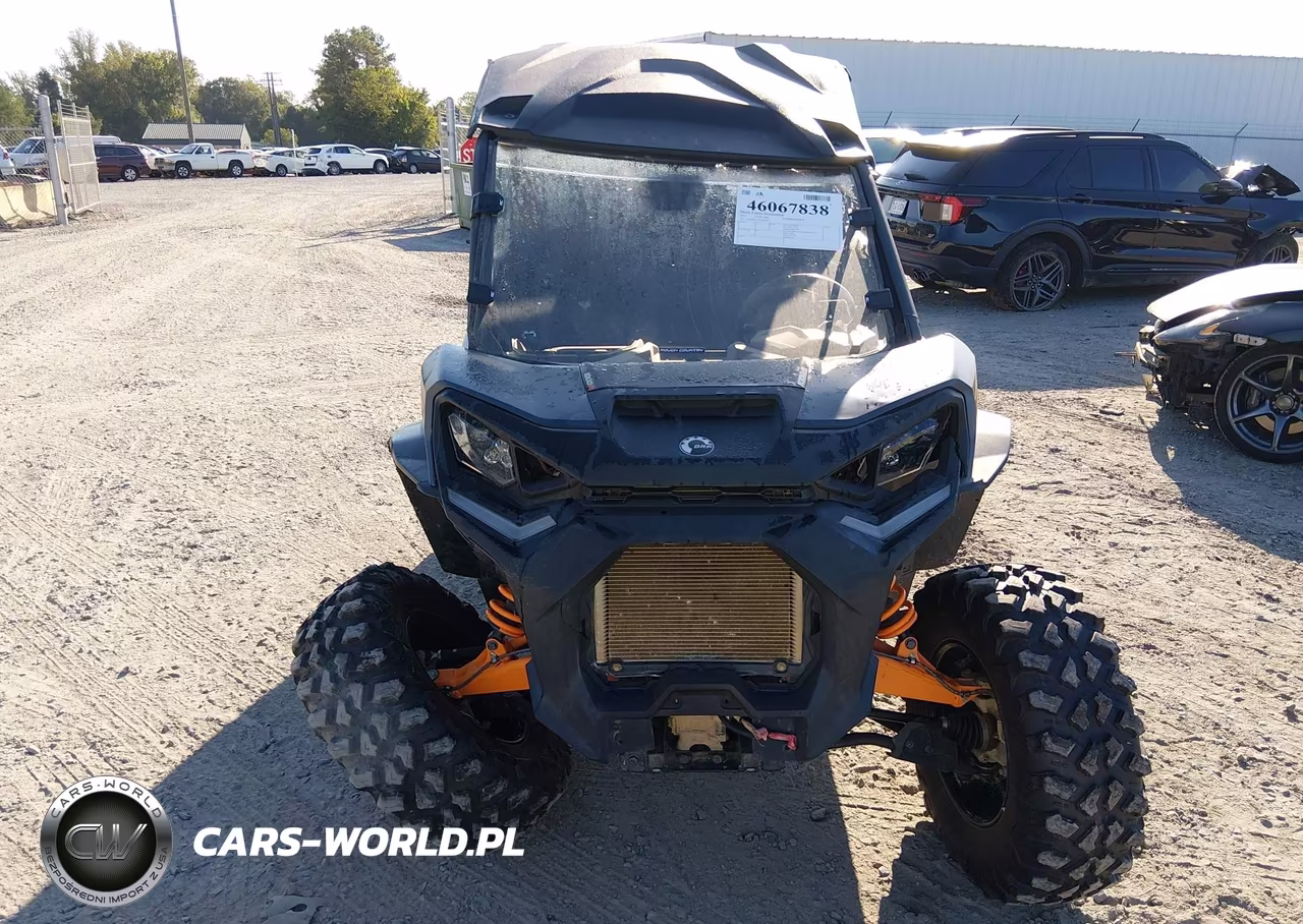 2025 Can-Am Commander Xt 1000R-Xt-P 1000R VIN:3JBAKAX41SE001829 - 5