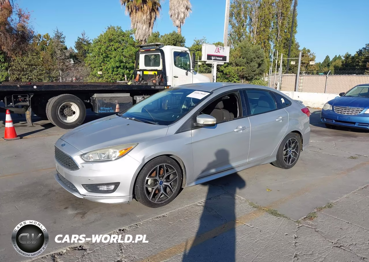 2015 Ford Focus Se VIN:1FADP3F26FL249097 - 2