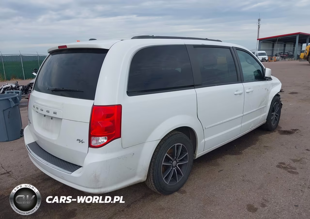 2016 Dodge Grand Caravan R-T VIN:2C4RDGEGXGR385058 - 4