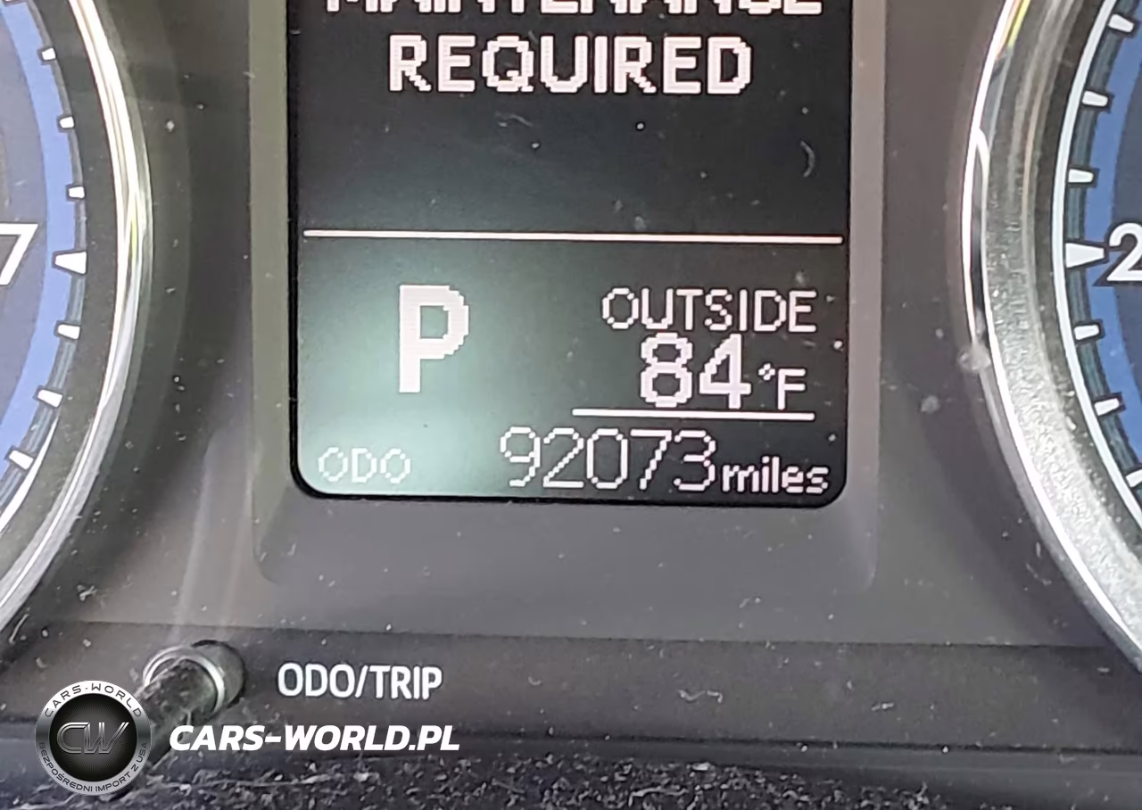 2018 Toyota Corolla Le VIN:5YFBURHE2JP790913 - 15