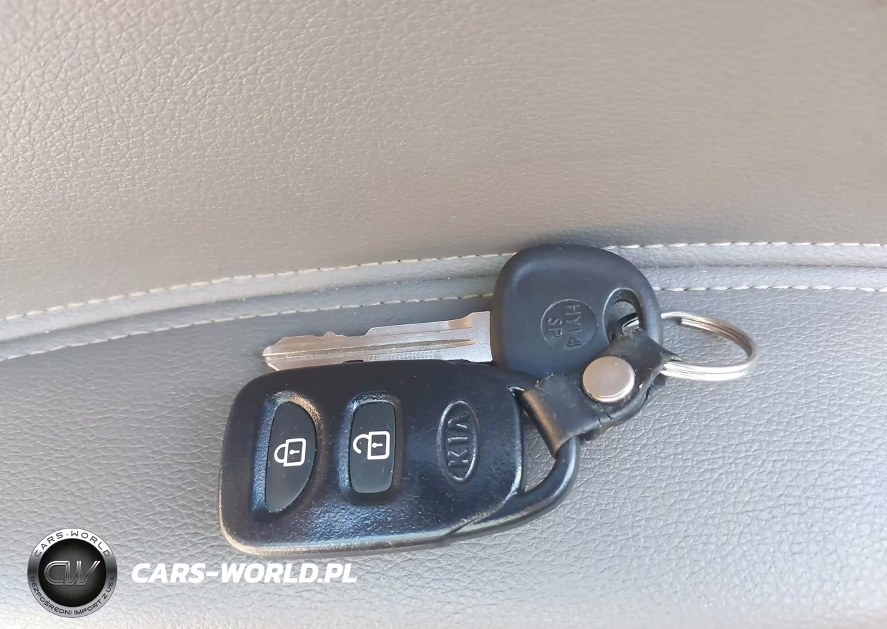 2011 Kia Sportage Lx VIN:KNDPBCA21B7030192 - 11