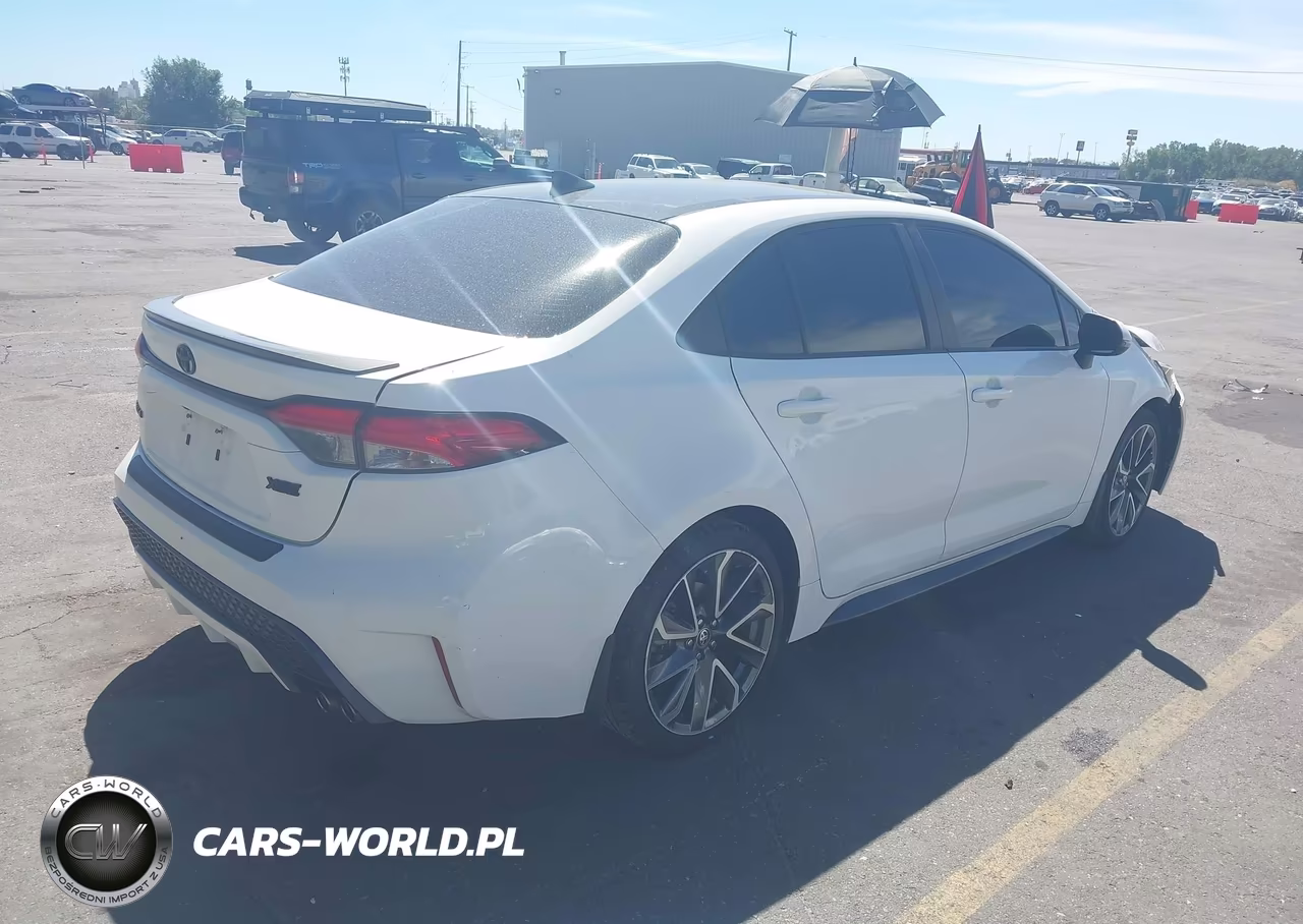 2022 Toyota Corolla Xse VIN:5YFT4MCE4NP107257 - 4