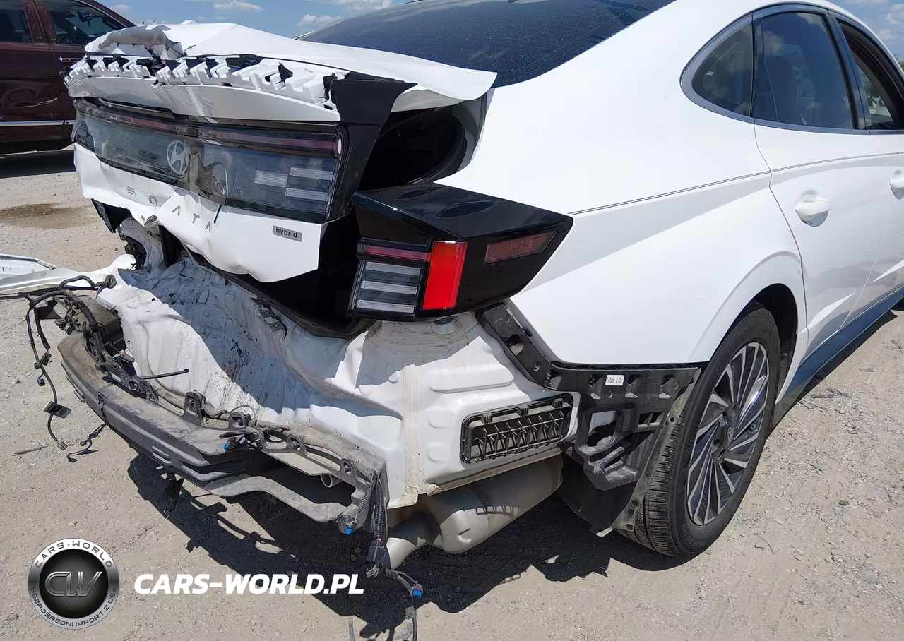 2024 Hyundai Sonata Hybrid Limited VIN:KMHL54JJ3RA102571 - 18