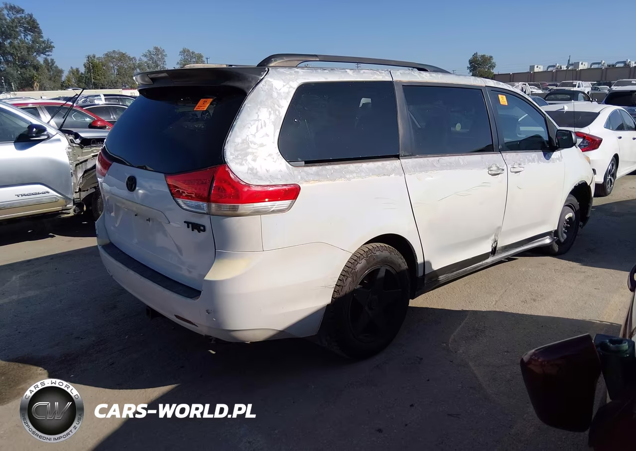 2014 Toyota Sienna Xle 7 Passenger VIN:5TDDK3DC9ES092523 - 4