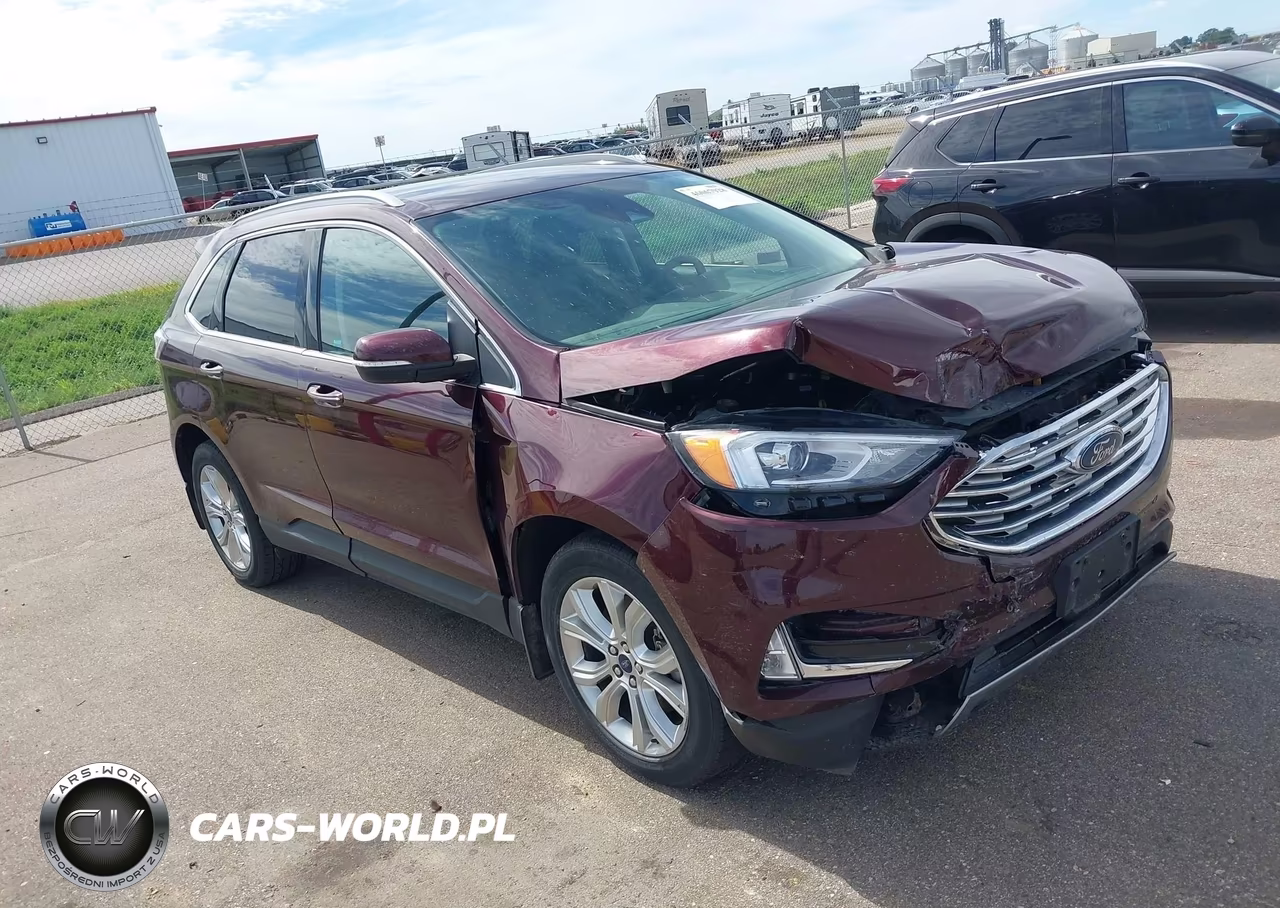 2020 Ford Edge Titanium