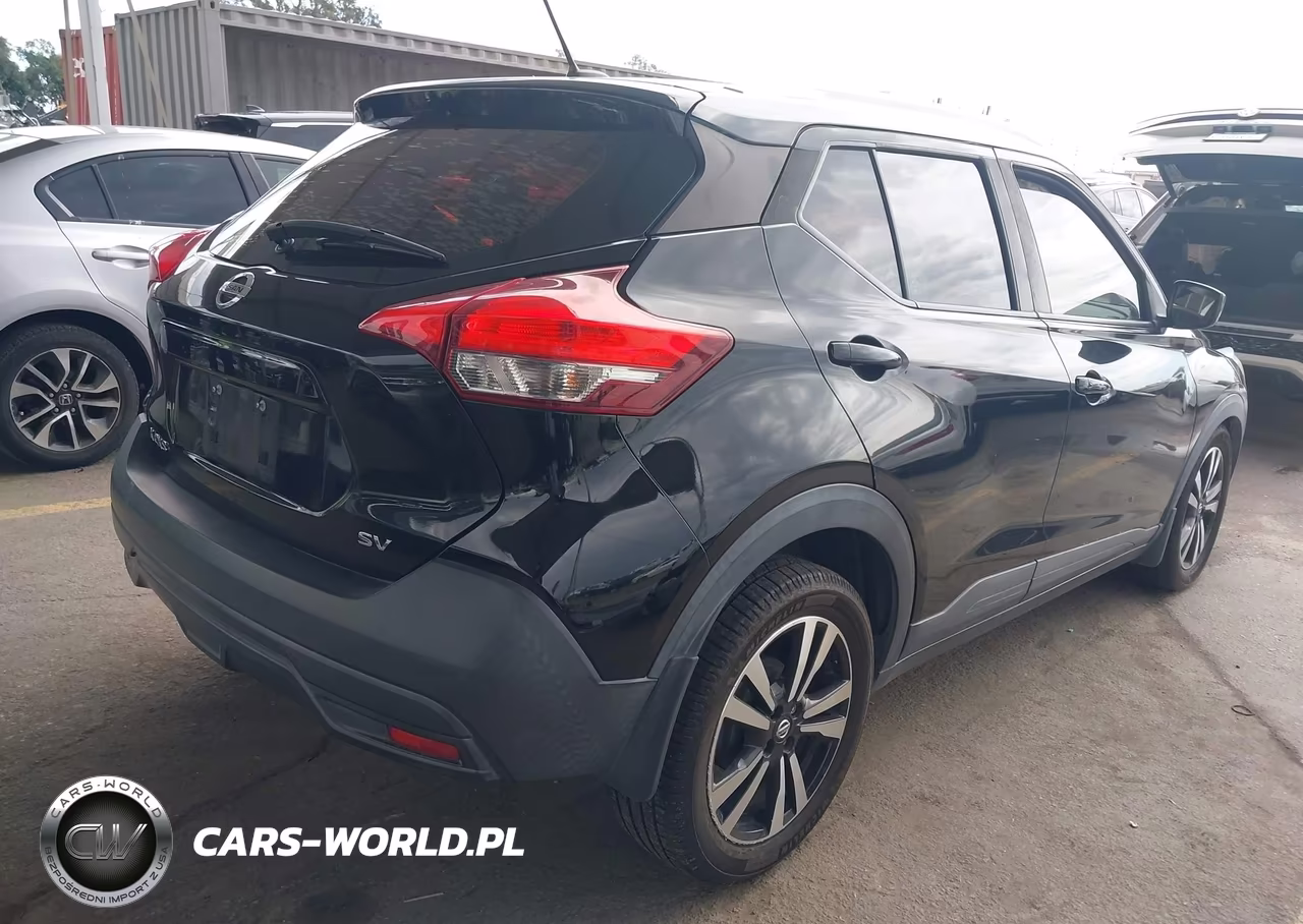 2019 Nissan Kicks Sv VIN:3N1CP5CU9KL561505 - 4