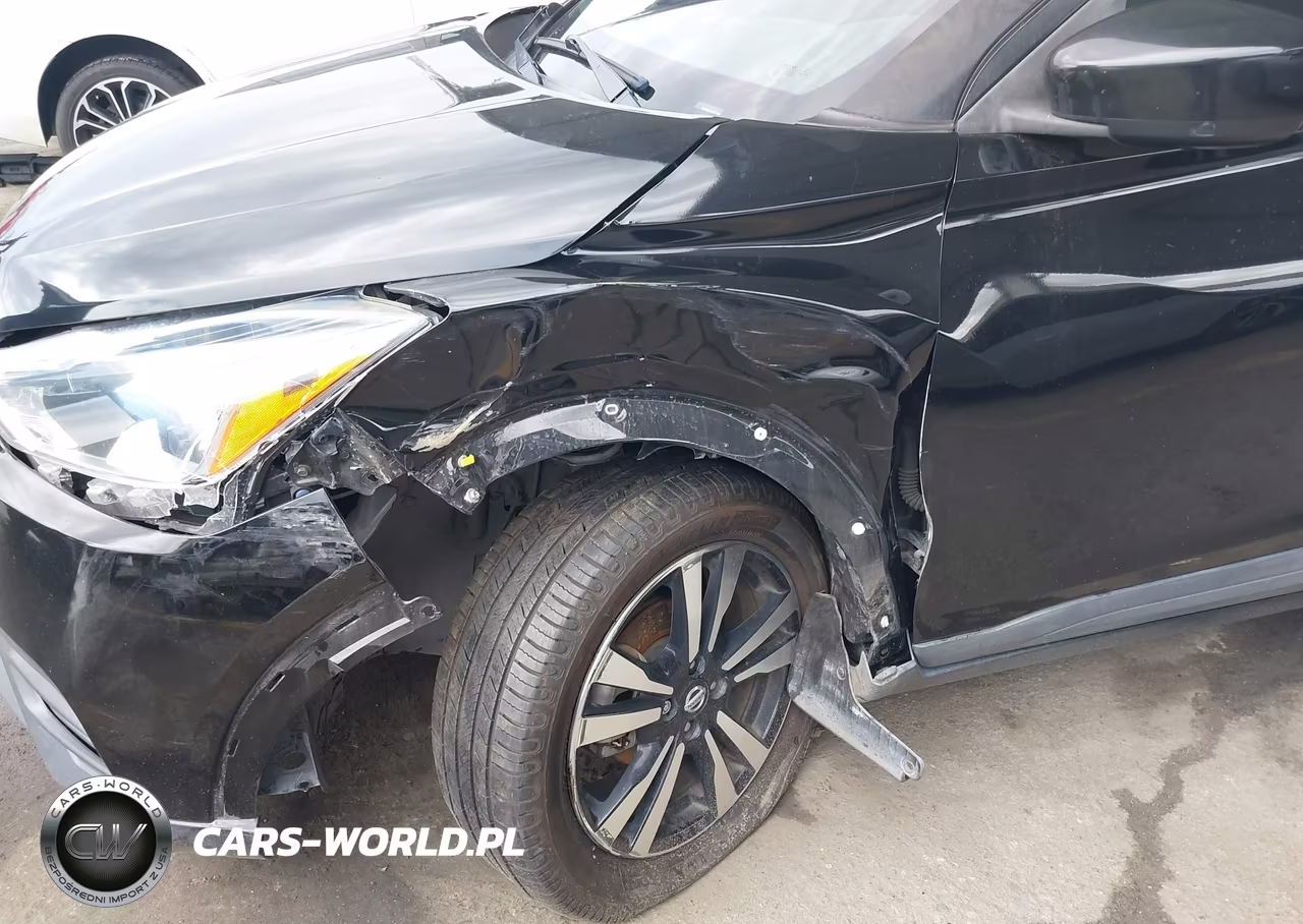 2019 Nissan Kicks Sv VIN:3N1CP5CU9KL561505 - 6