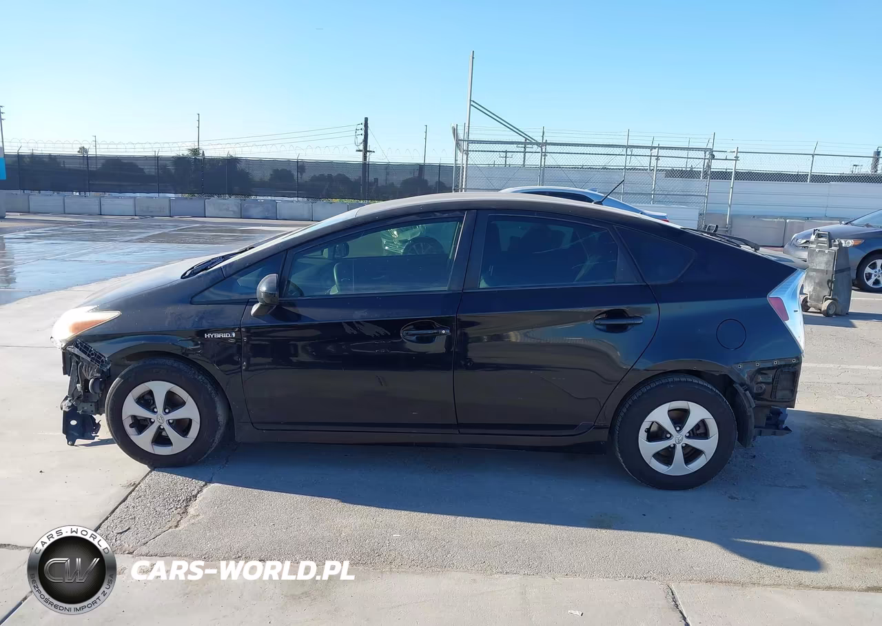2012 Toyota Prius Two VIN:JTDKN3DUXC1523226 - 15