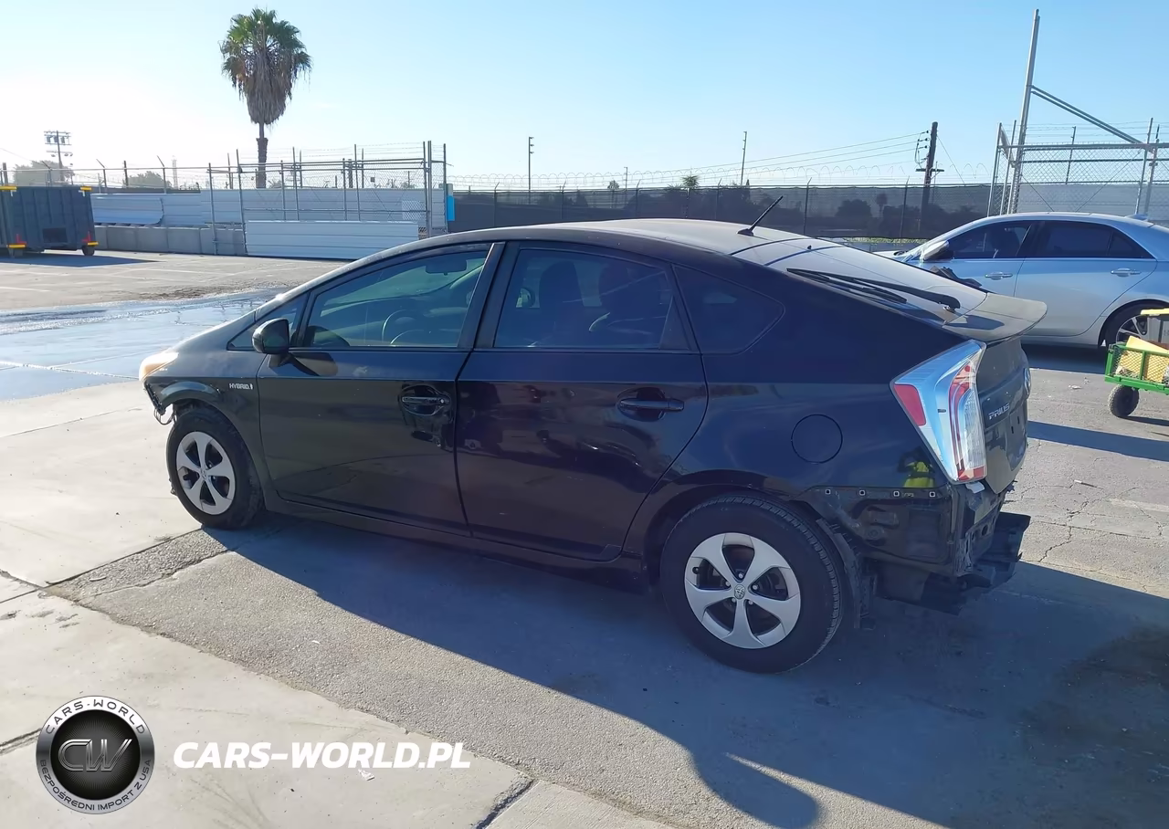 2012 Toyota Prius Two VIN:JTDKN3DUXC1523226 - 3