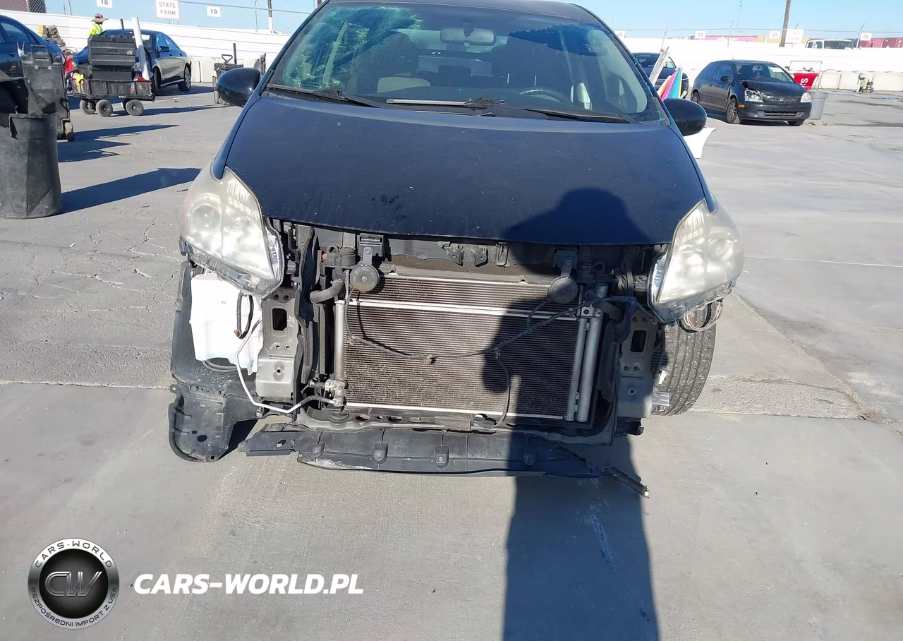 2012 Toyota Prius Two VIN:JTDKN3DUXC1523226 - 6
