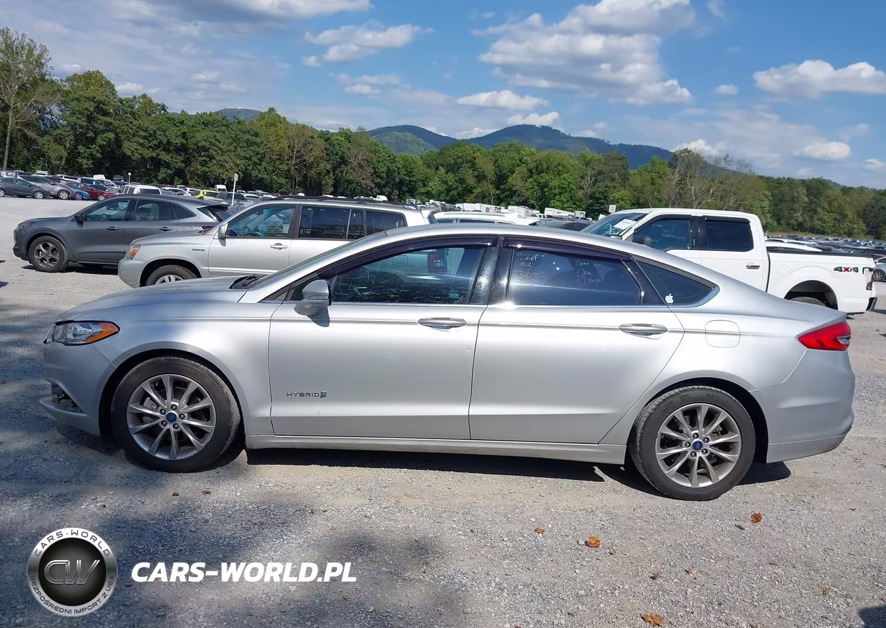 2017 Ford Fusion Hybrid Se VIN:3FA6P0LUXHR287112 - 15