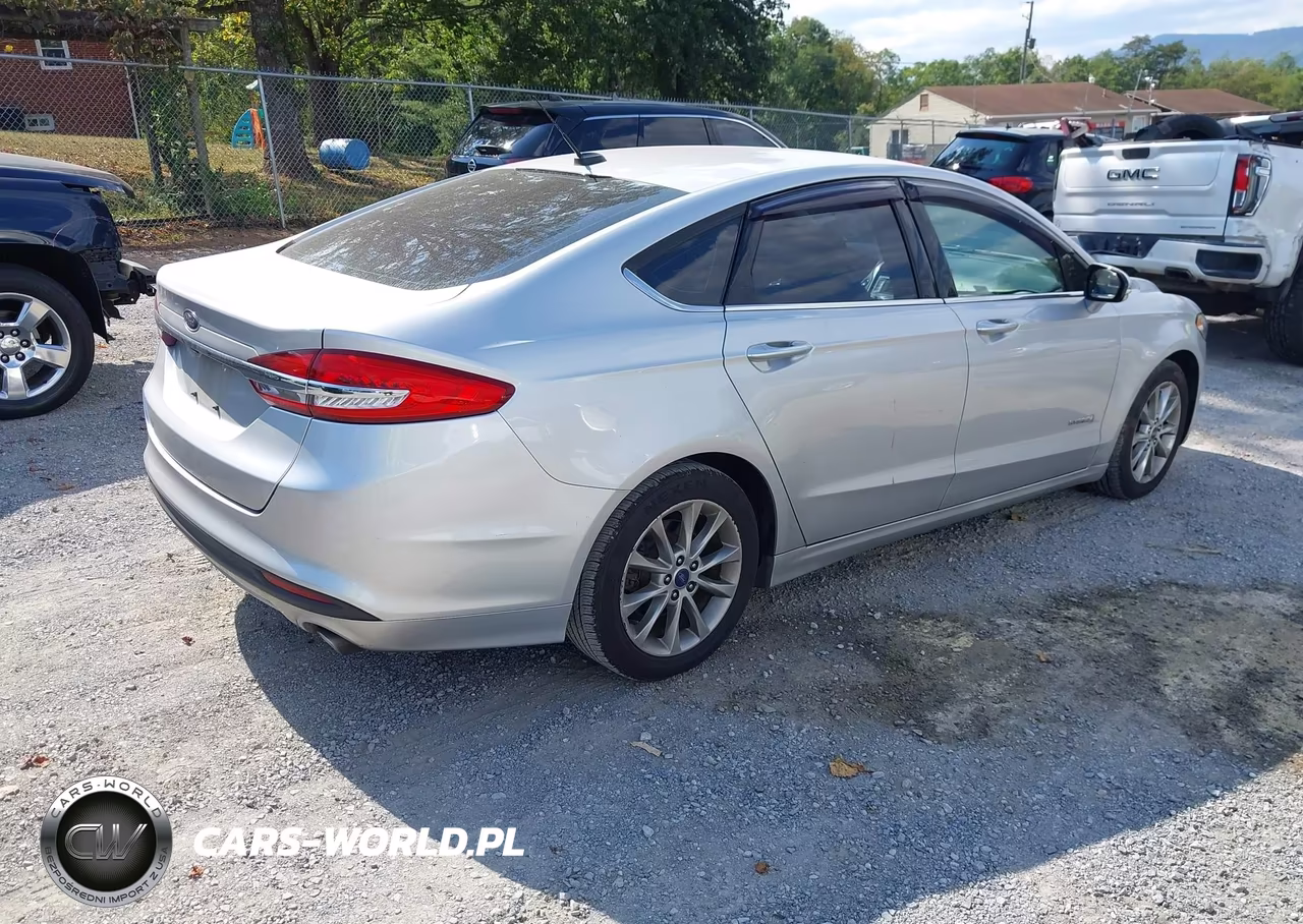 2017 Ford Fusion Hybrid Se VIN:3FA6P0LUXHR287112 - 4