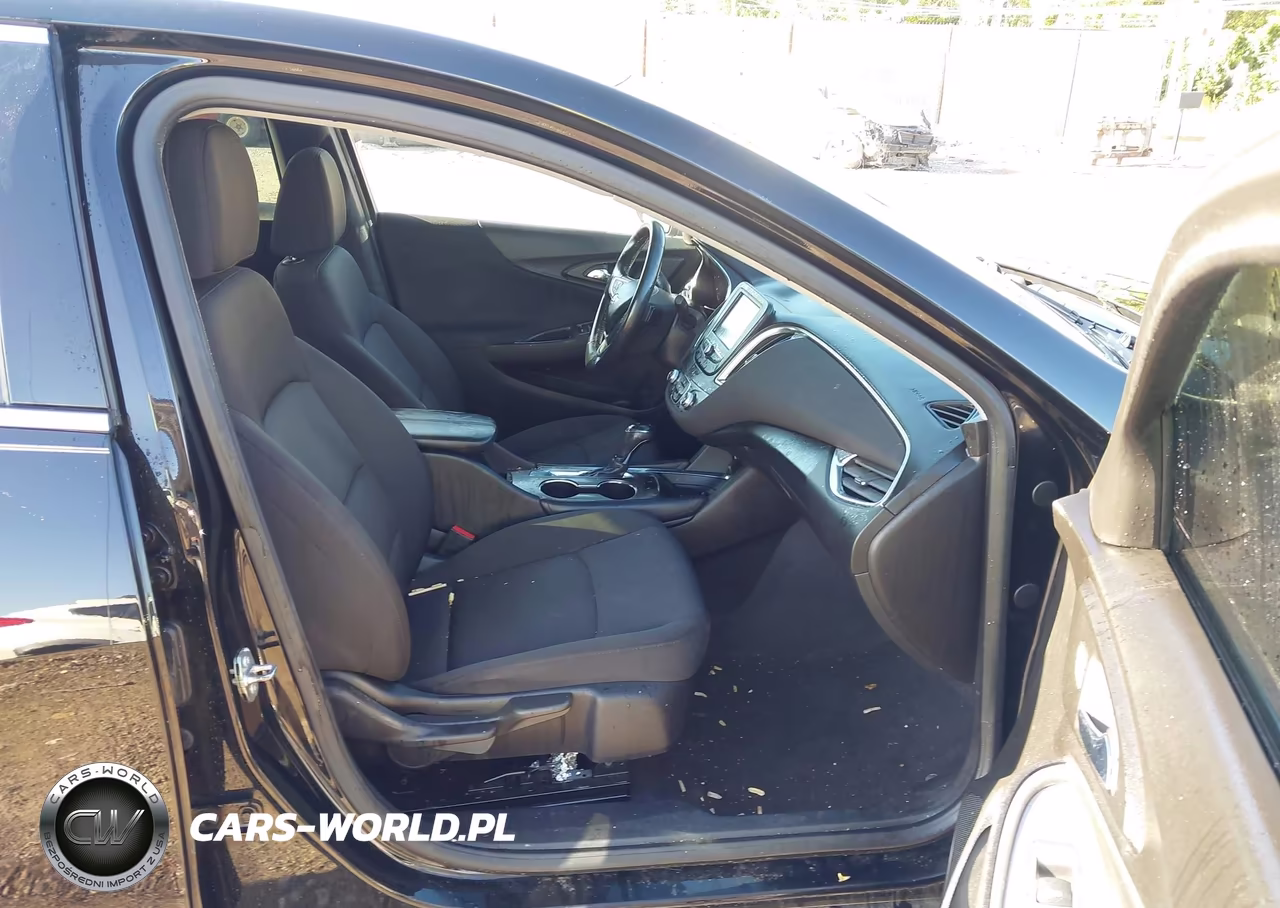 2018 Chevrolet Malibu Lt VIN:1G1ZD5ST9JF283280 - 5