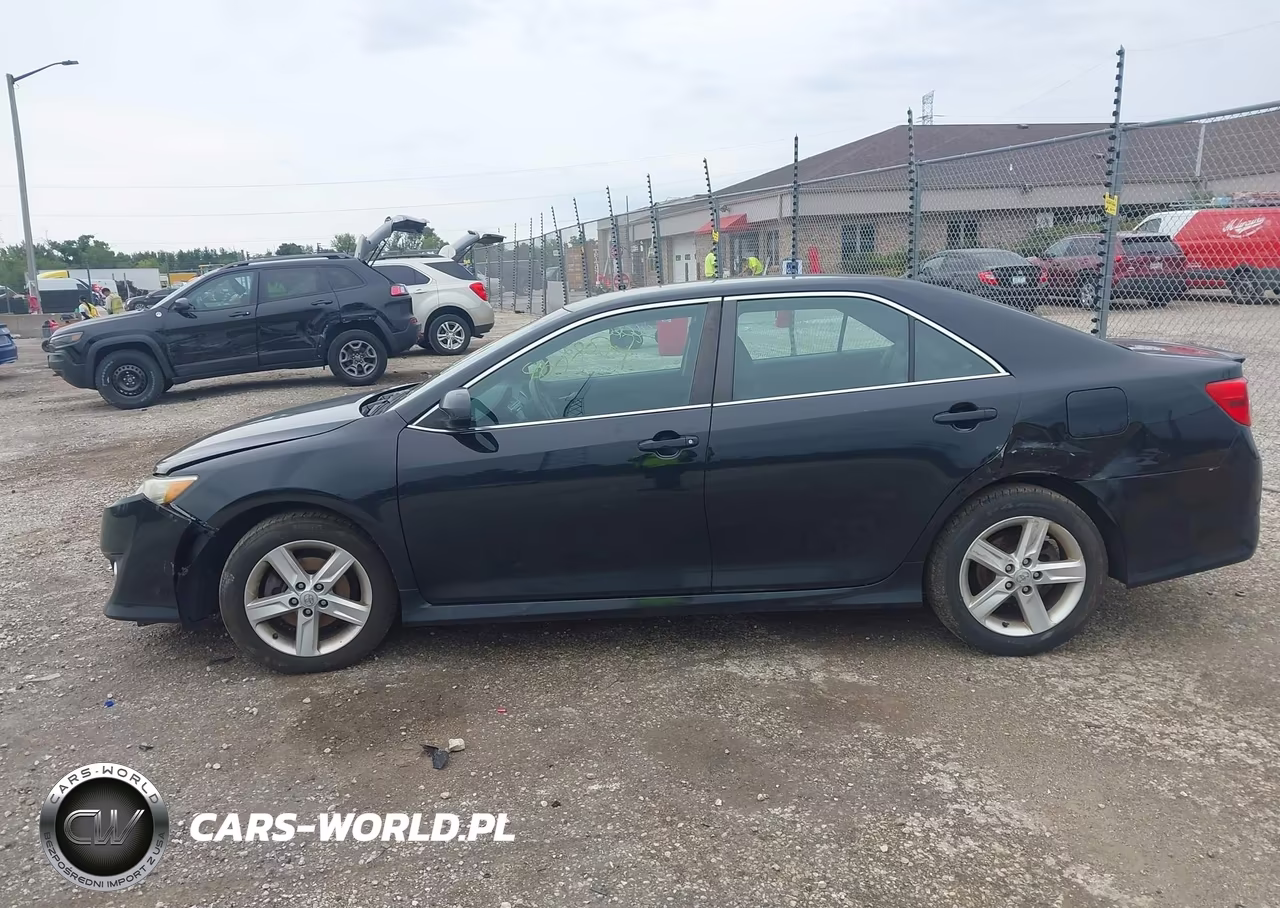 2013 Toyota Camry Se VIN:4T1BF1FK4DU282613 - 13