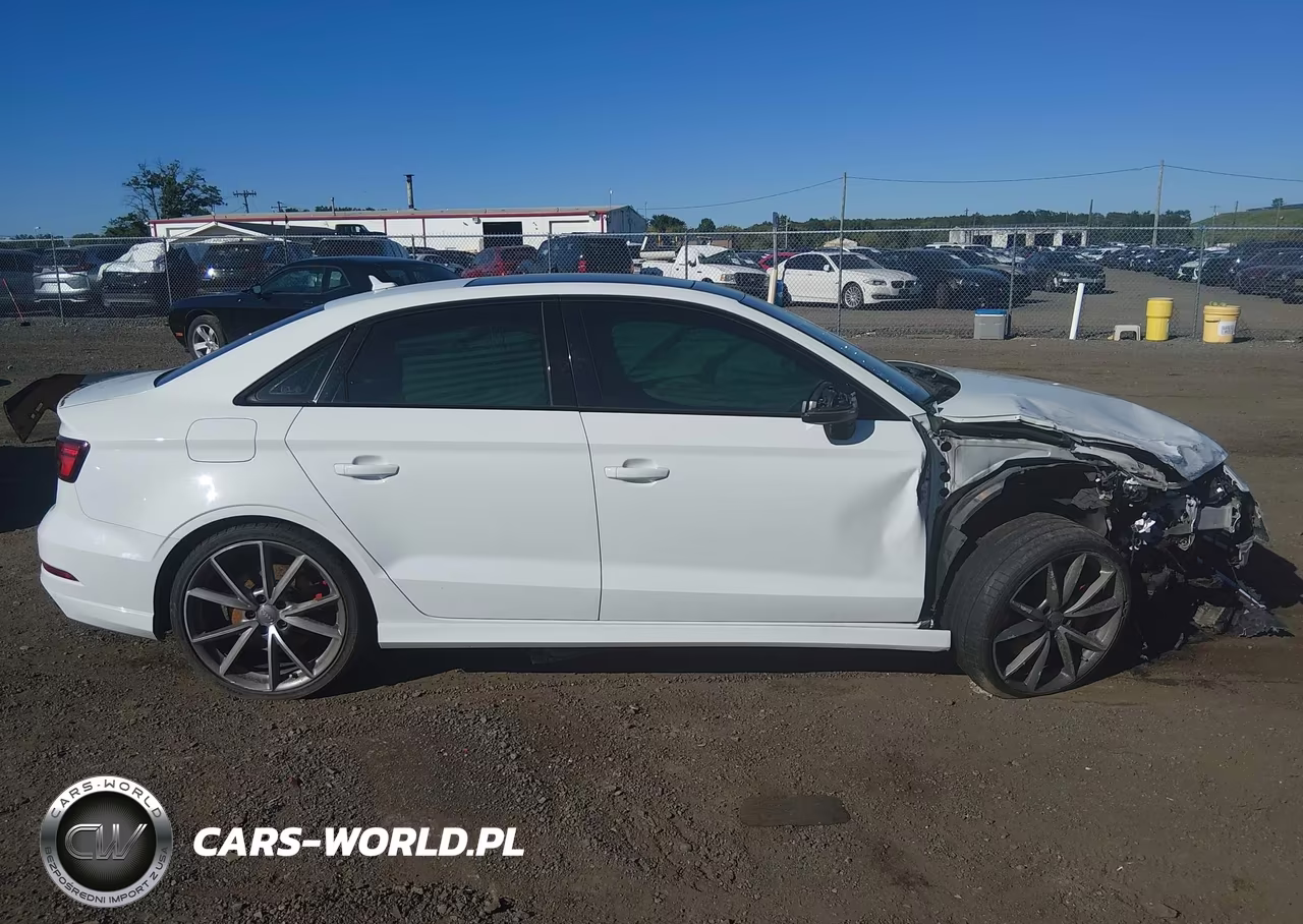 2017 Audi S3 2.0T Premium Plus VIN:WAUB1GFF0H1040656 - 13