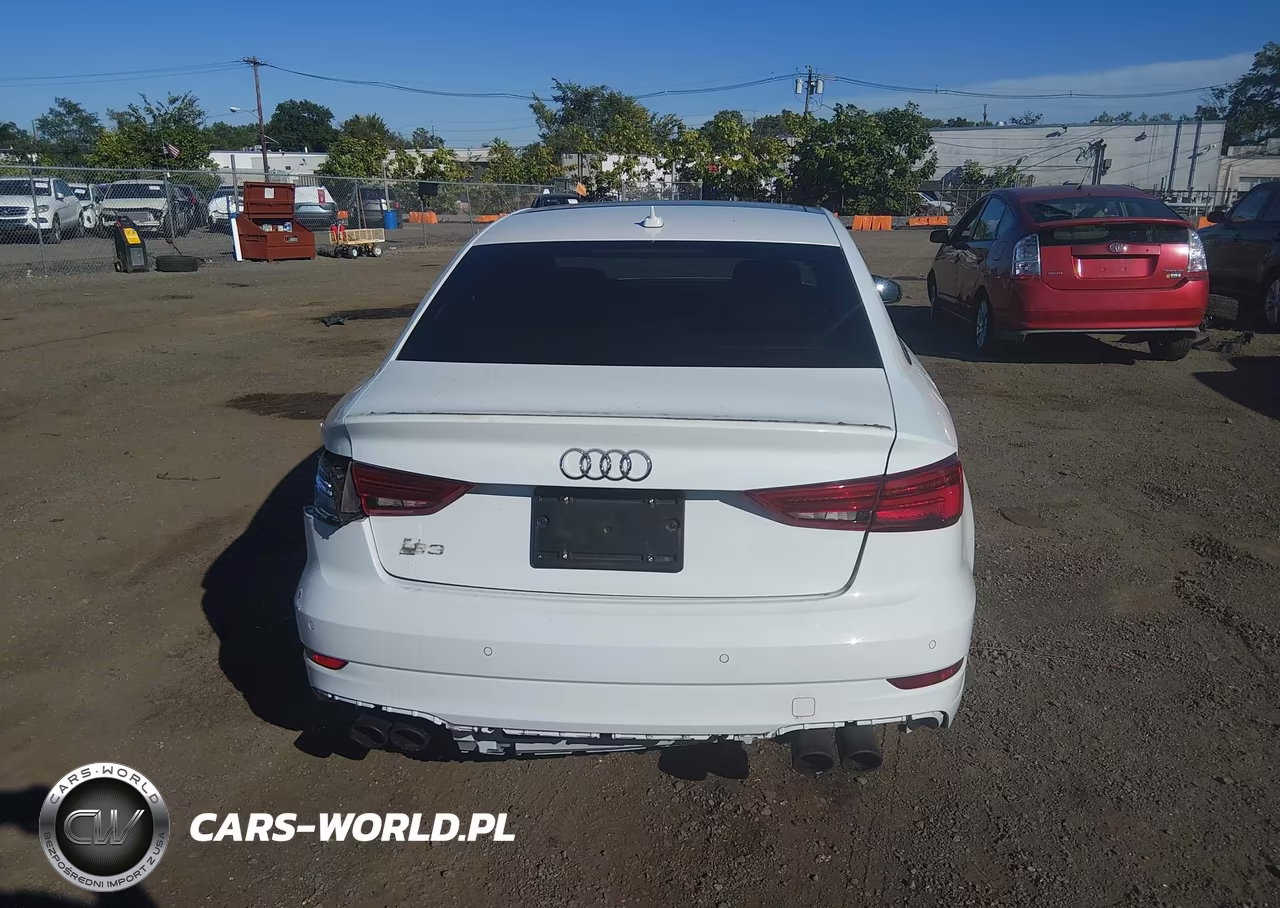 2017 Audi S3 2.0T Premium Plus VIN:WAUB1GFF0H1040656 - 16