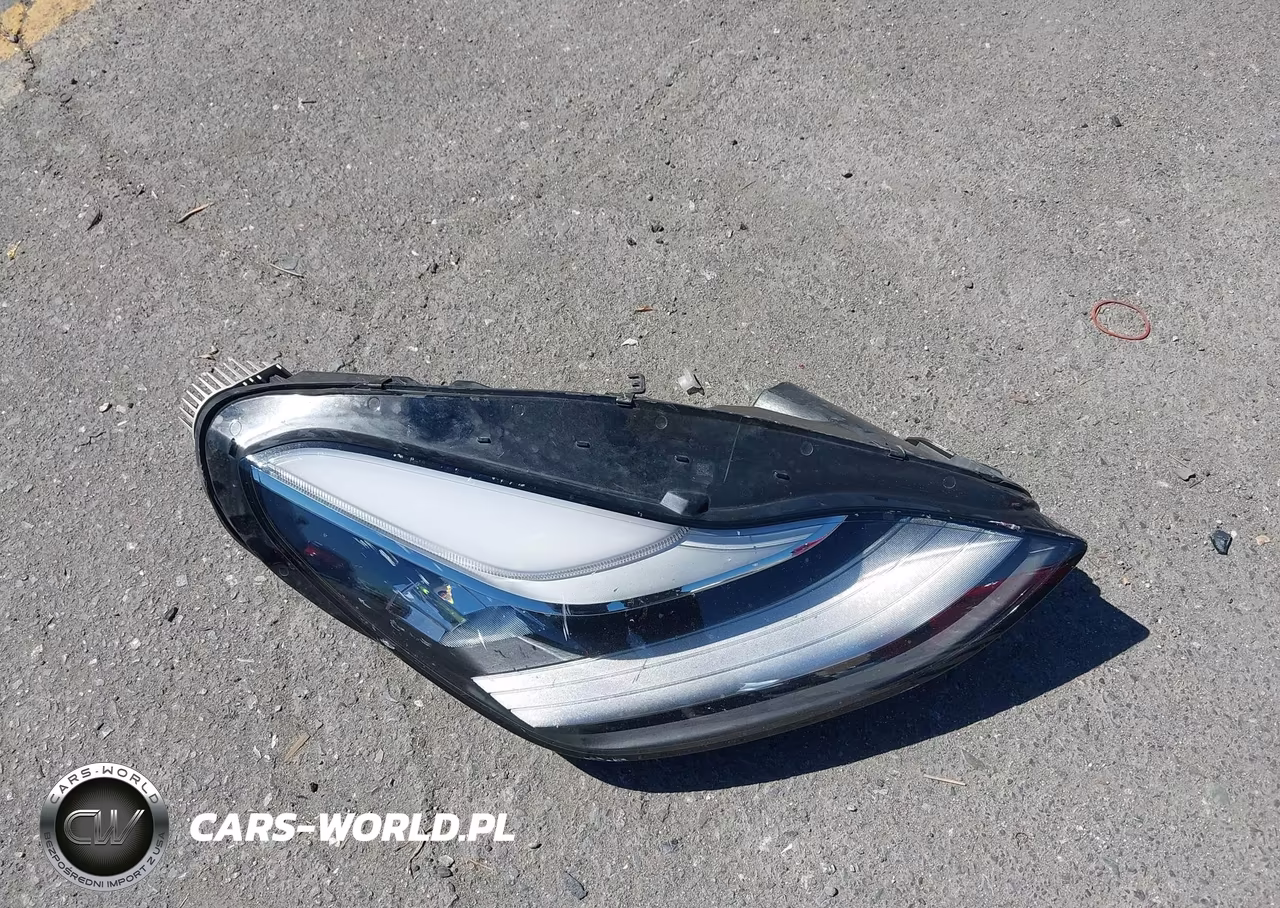 2020 Tesla Model 3 Long Range Dual Motor All-Wheel Drive VIN:5YJ3E1EB2LF635886 - 11
