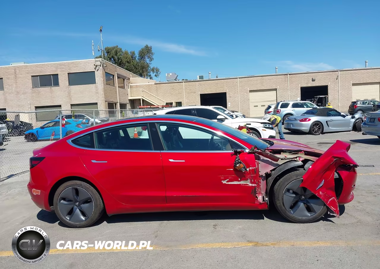 2020 Tesla Model 3 Long Range Dual Motor All-Wheel Drive VIN:5YJ3E1EB2LF635886 - 13