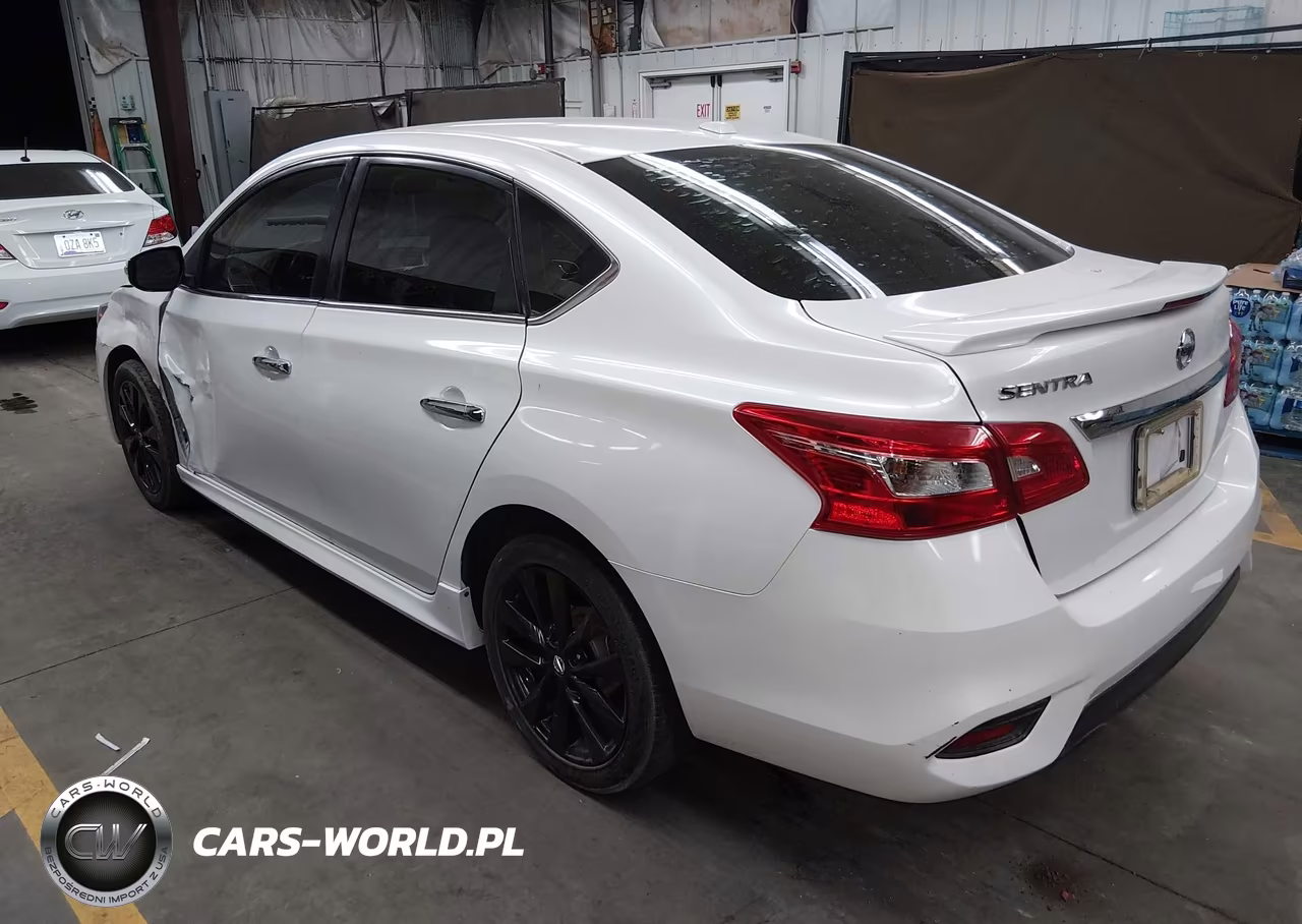 2018 Nissan Sentra Sr VIN:3N1AB7AP7JY315049 - 3