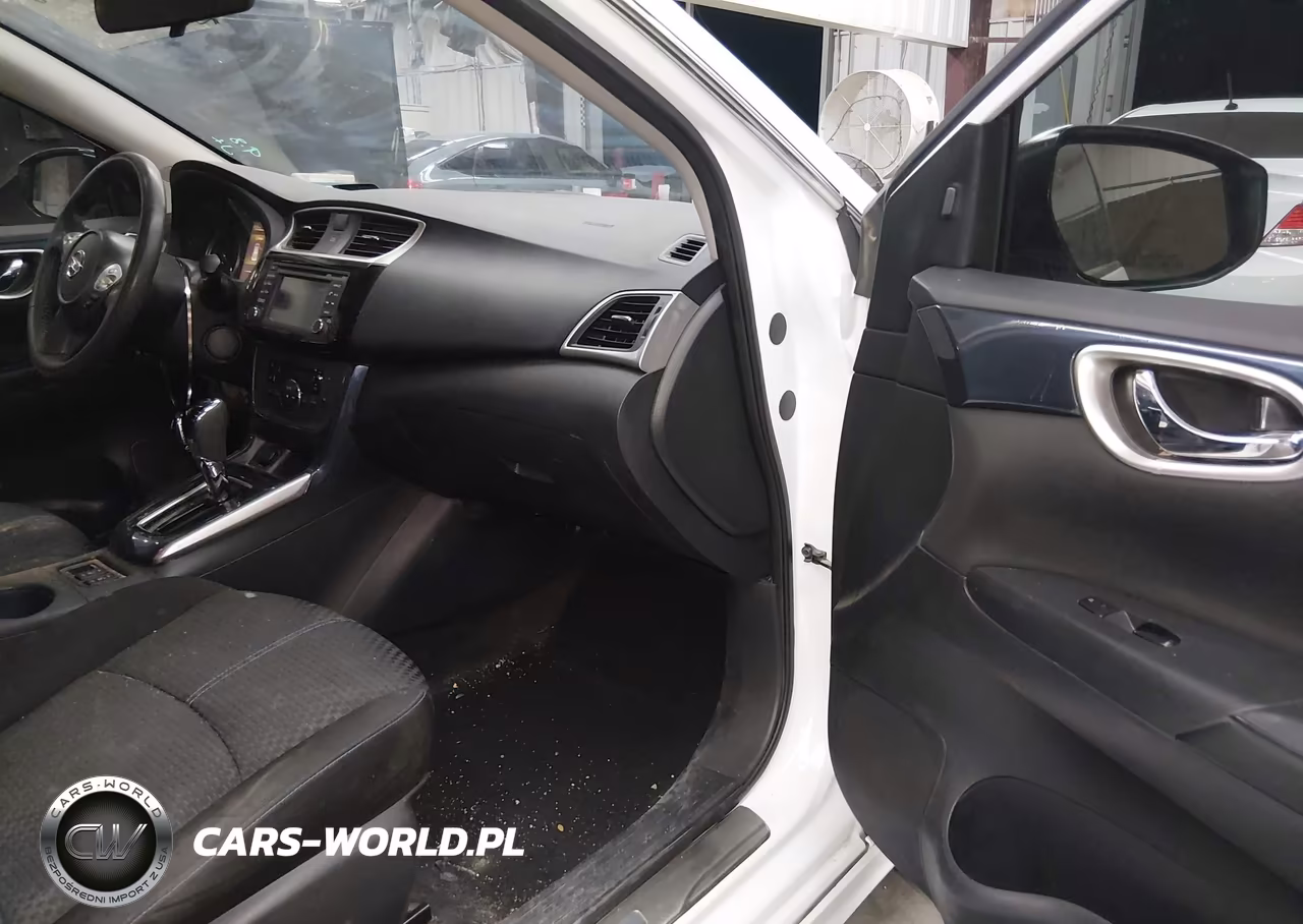 2018 Nissan Sentra Sr VIN:3N1AB7AP7JY315049 - 5