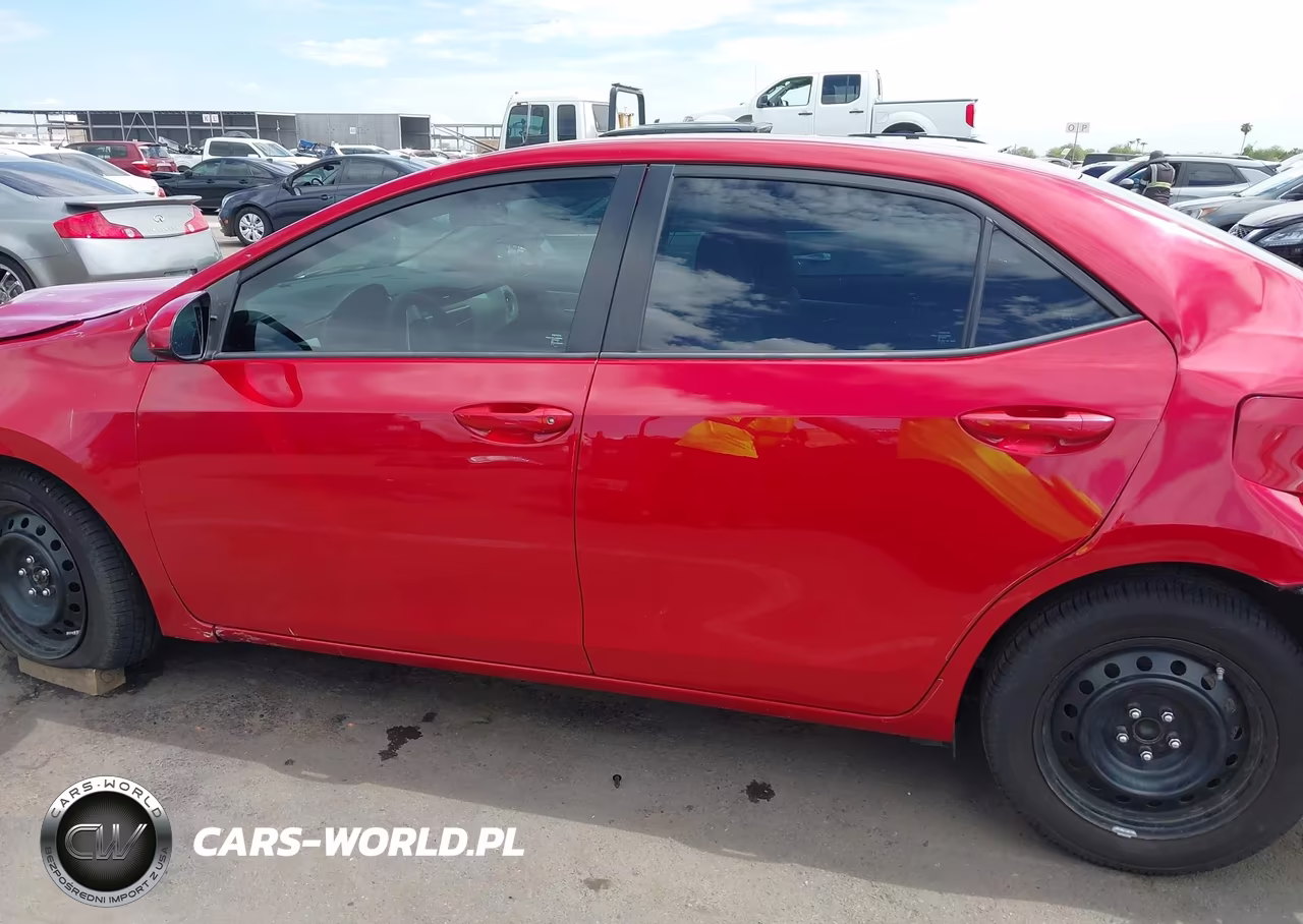 2018 Toyota Corolla Le VIN:2T1BURHE9JC981535 - 15