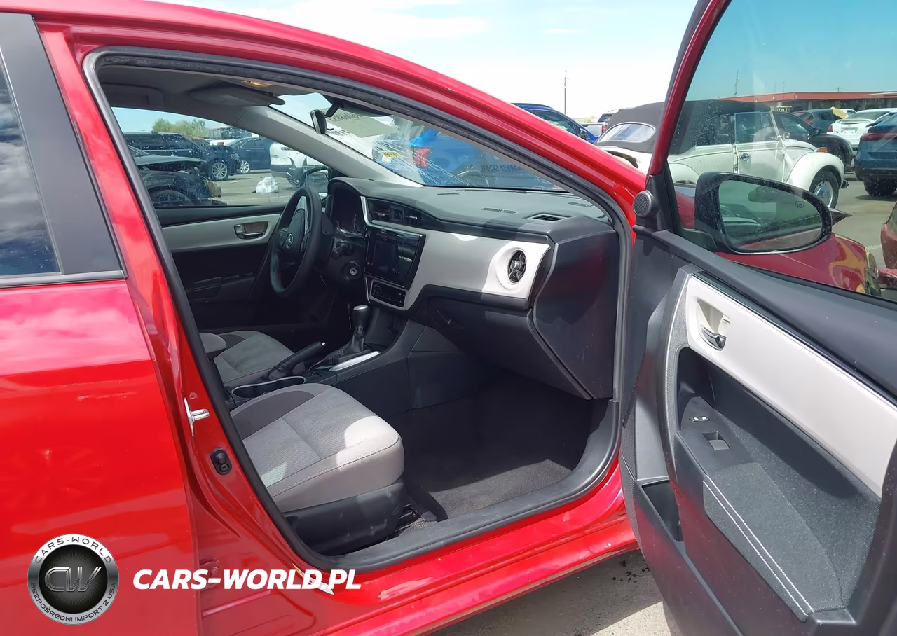 2018 Toyota Corolla Le VIN:2T1BURHE9JC981535 - 5