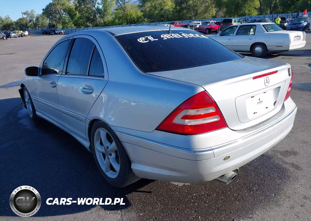 2005 Mercedes-Benz C 230 Kompressor Sport VIN:WDBRF40J45F625851 - 3
