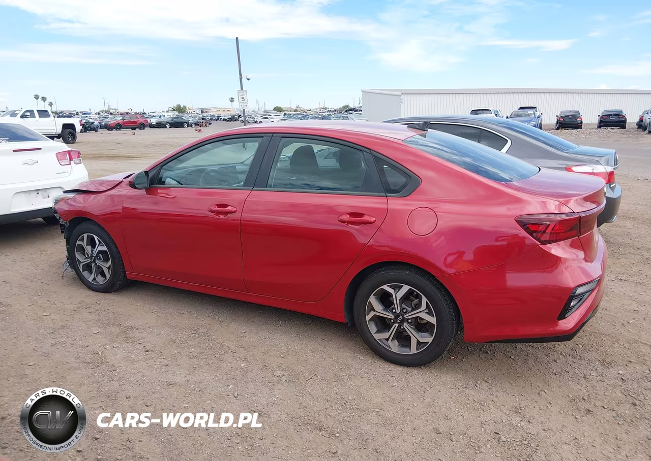 2020 Kia Forte Lxs VIN:3KPF24AD6LE241067 - 13